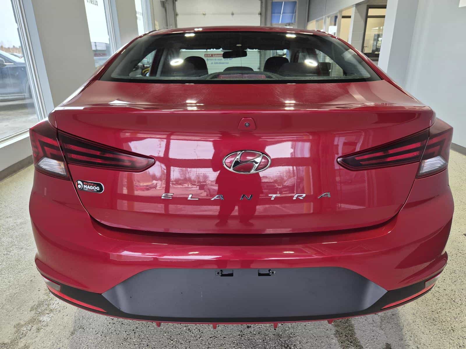 2019 Hyundai Elantra Essential - Image 4