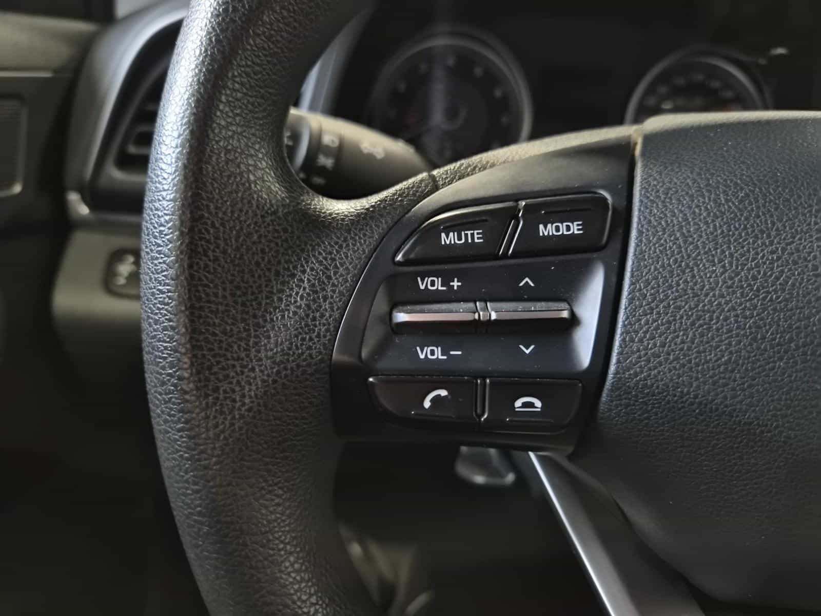 2019 Hyundai Elantra Essential - Image 14