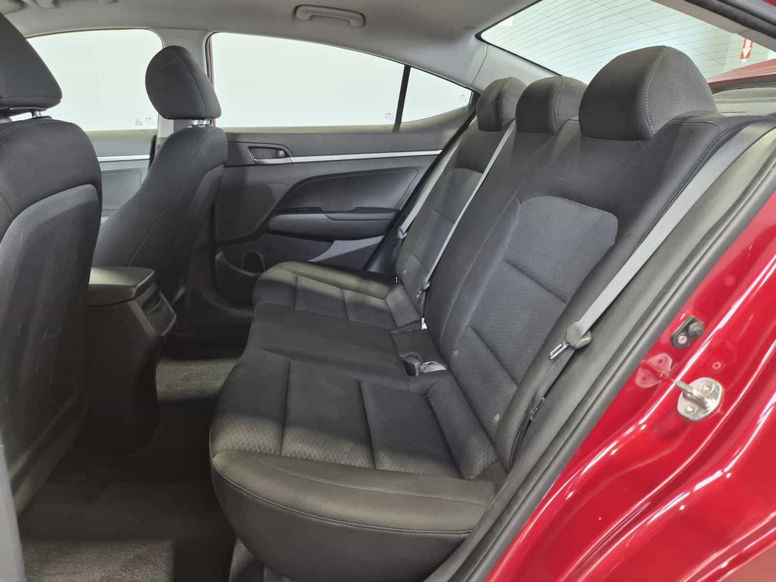 Image 21 Hyundai Elantra Essential 2019