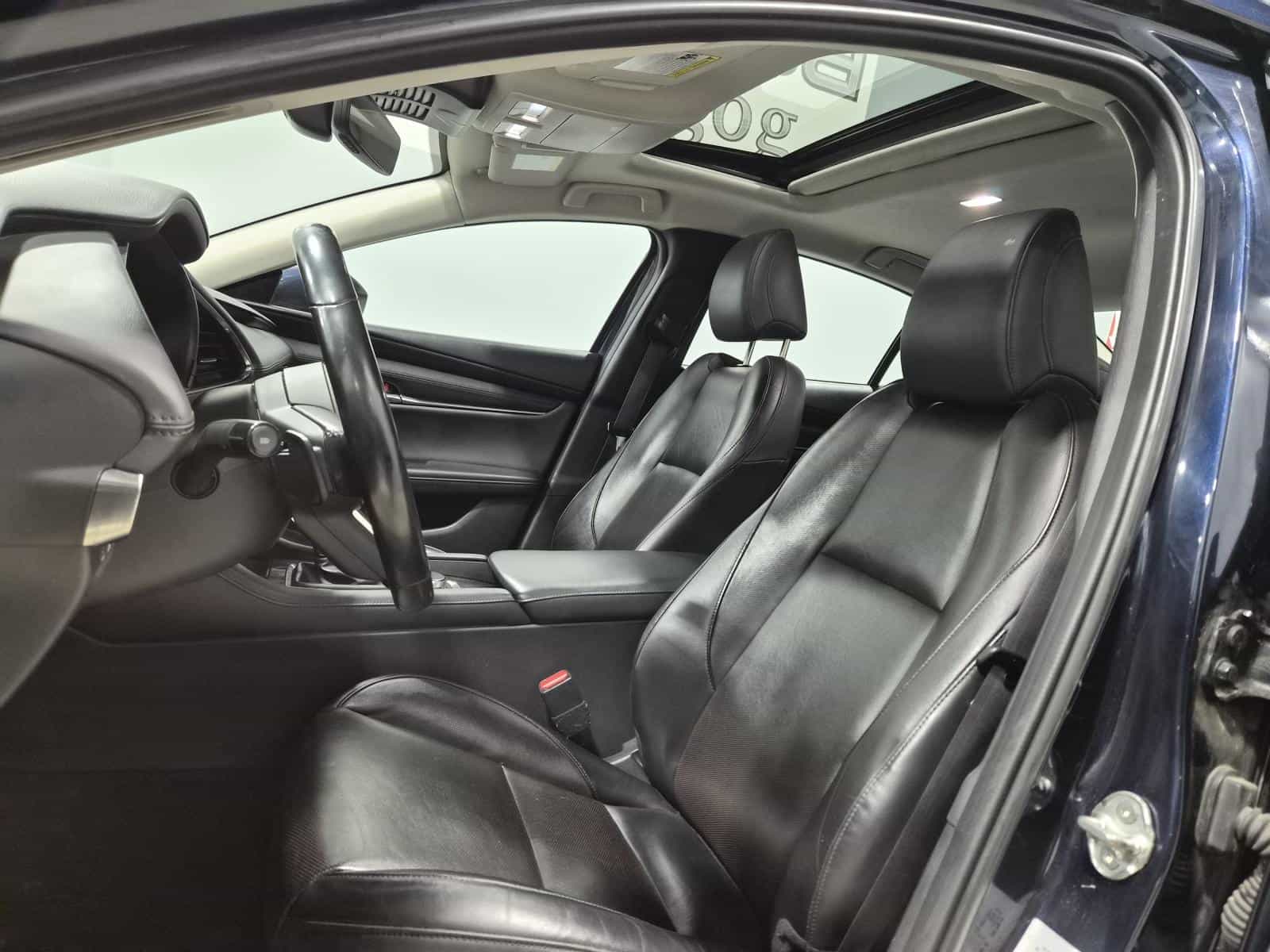 Image 13 Mazda Mazda3 GT 2024