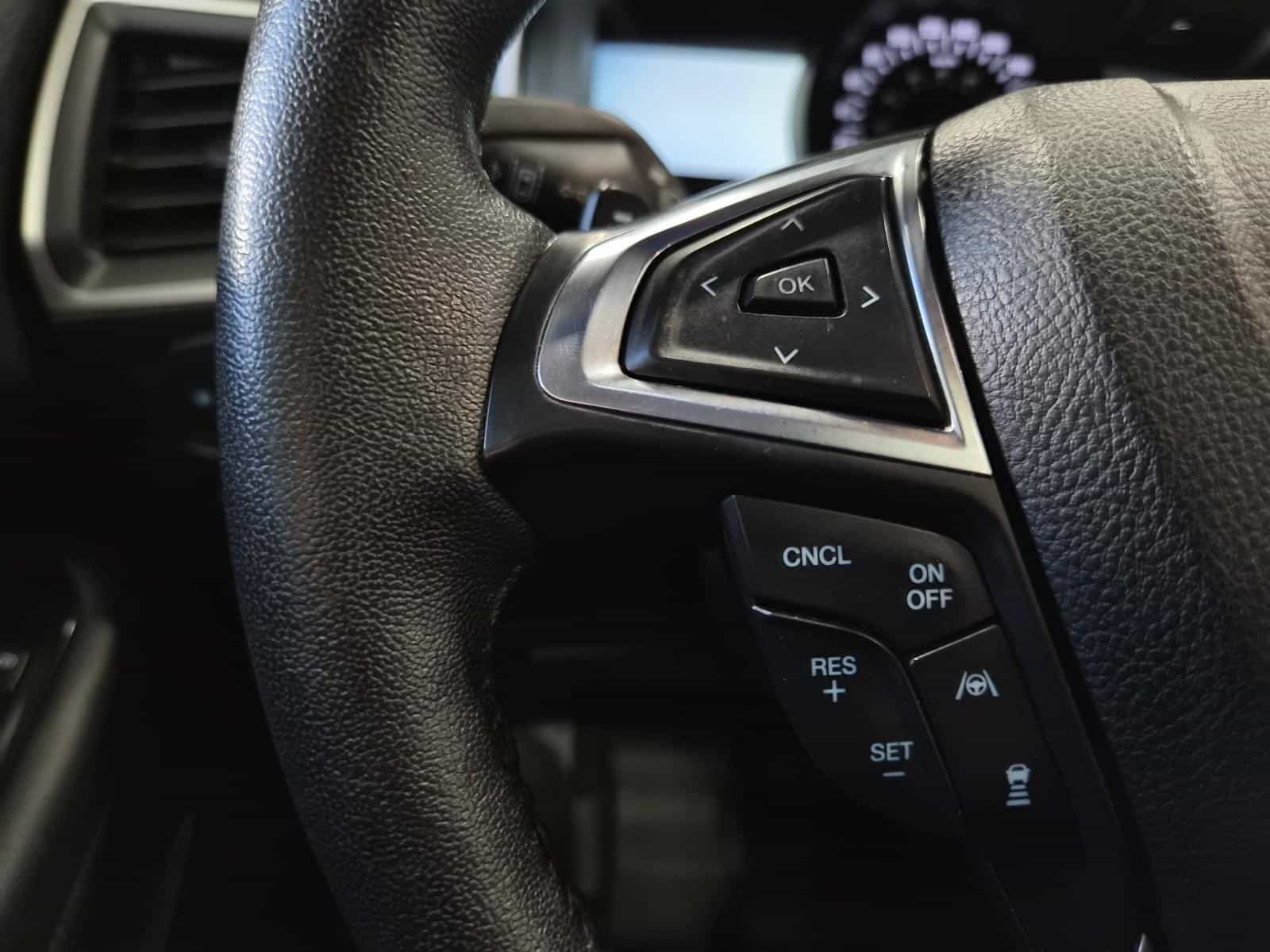 2020 Ford Edge SEL - Image 18