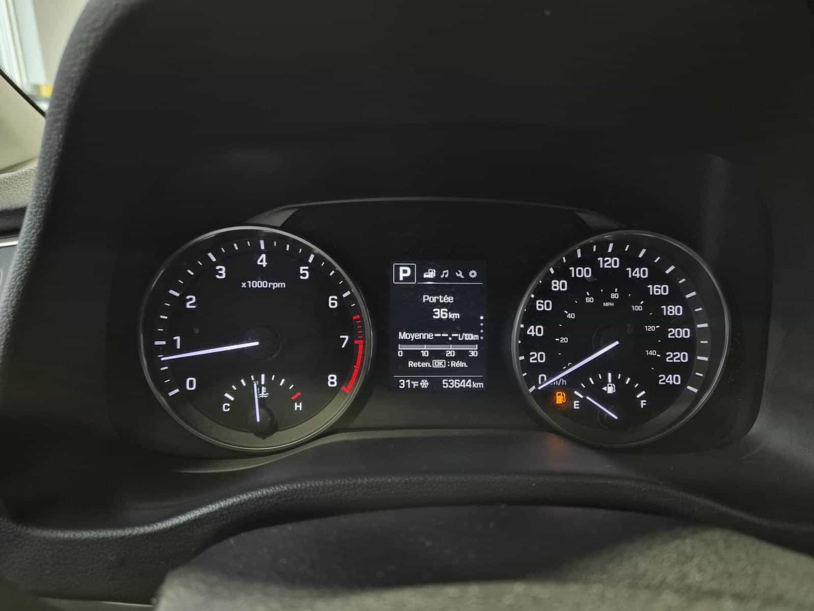 2018 Hyundai Elantra GLS - Image 18