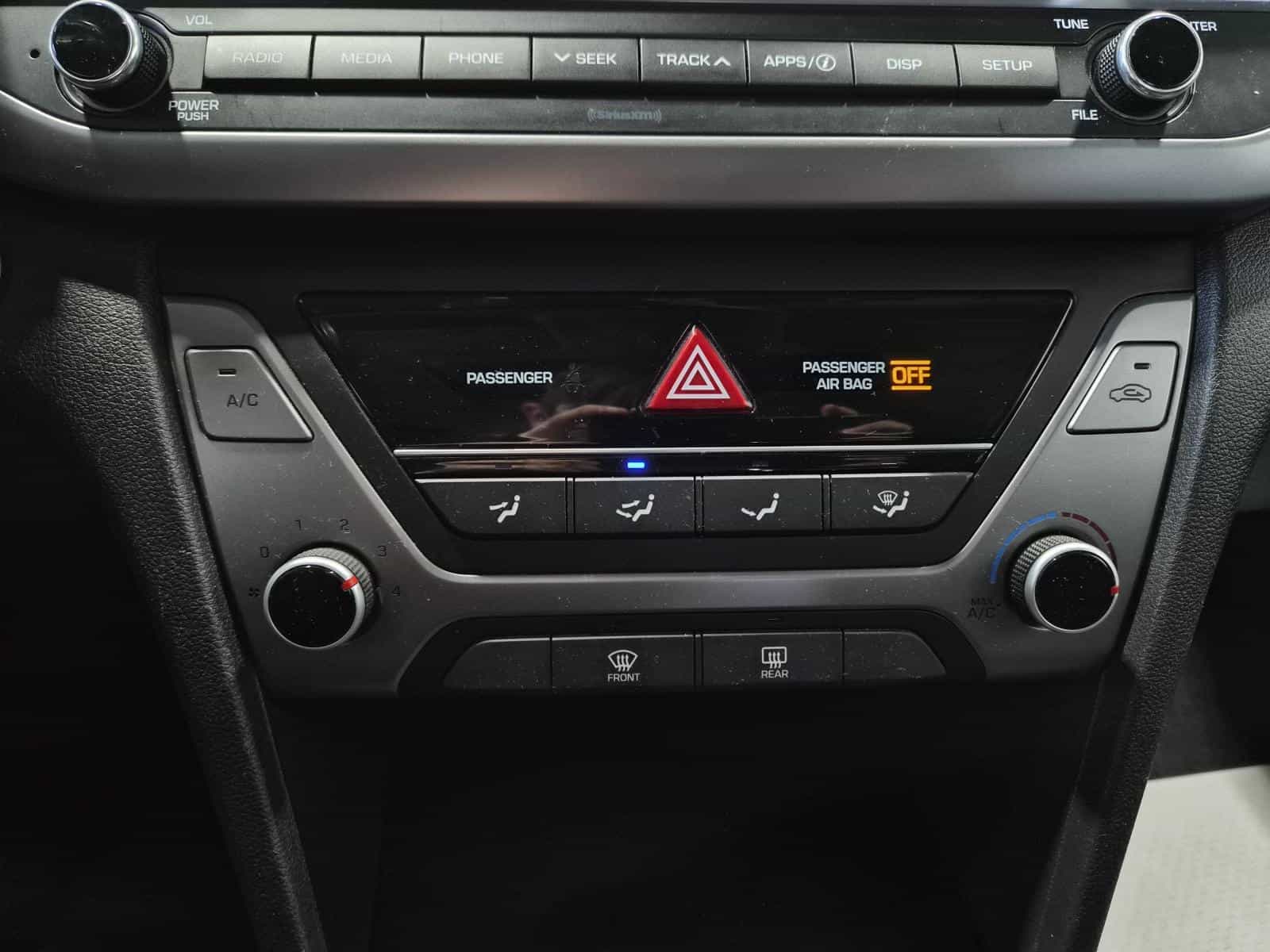 2018 Hyundai Elantra GLS - Image 21