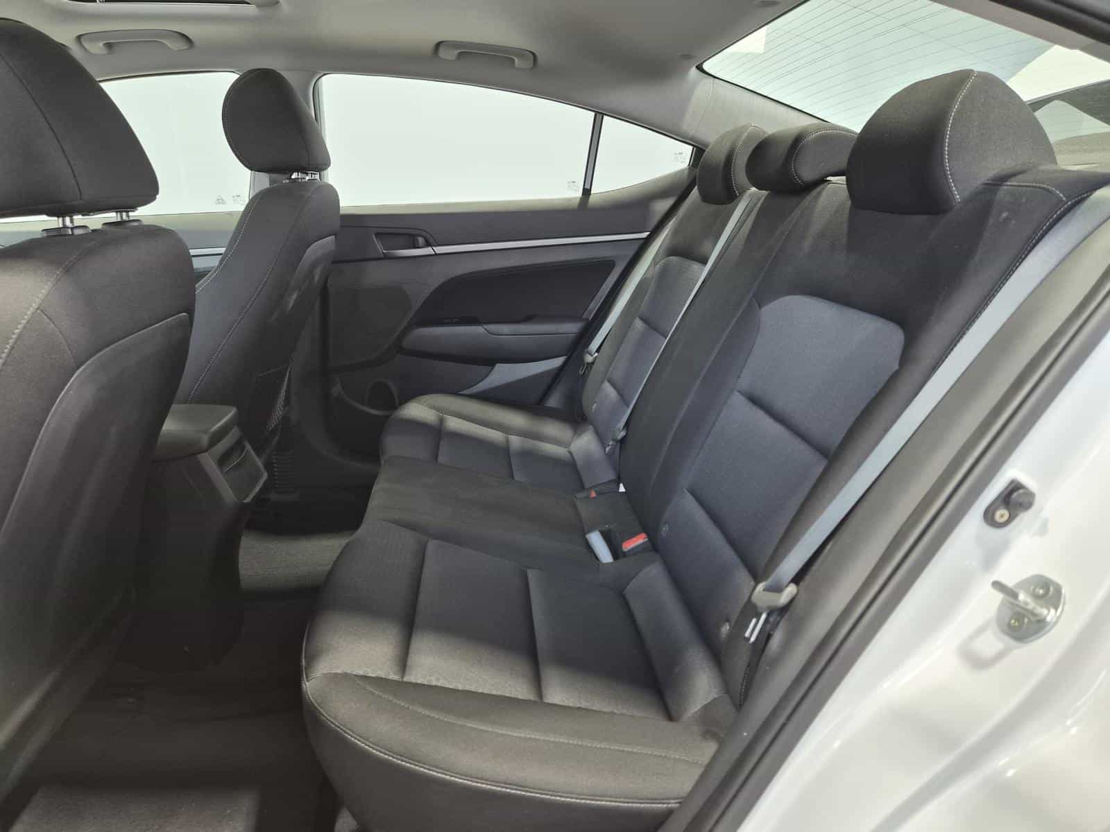 Image 23 Hyundai Elantra GLS 2018