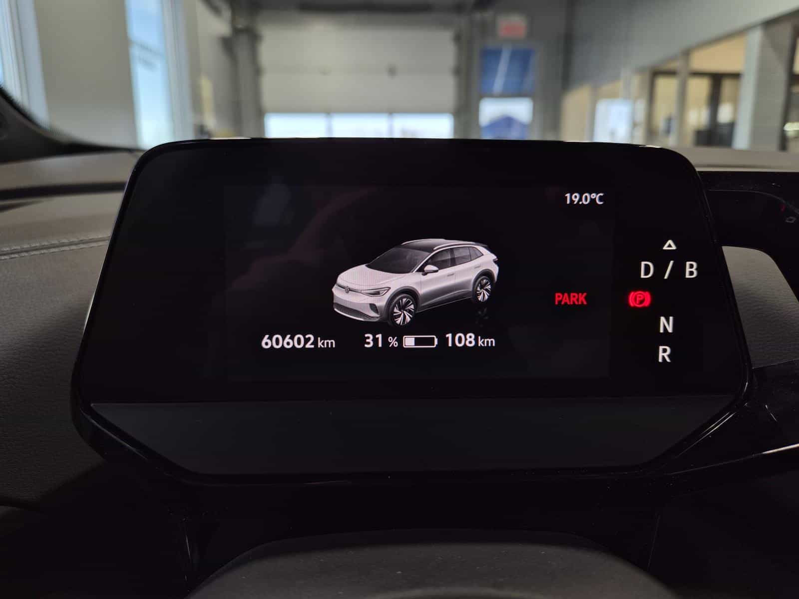 2023 Volkswagen ID.4 Pro - Image 17