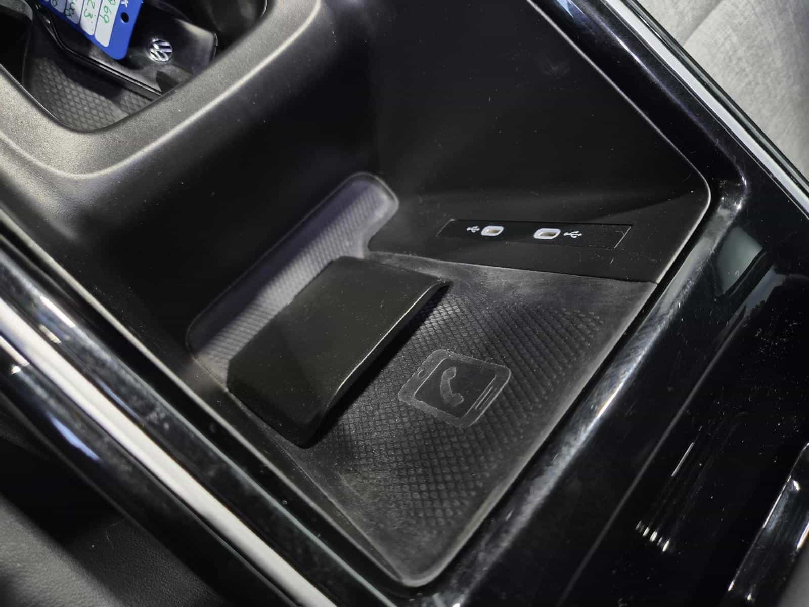 2023 Volkswagen ID.4 Pro - Image 21