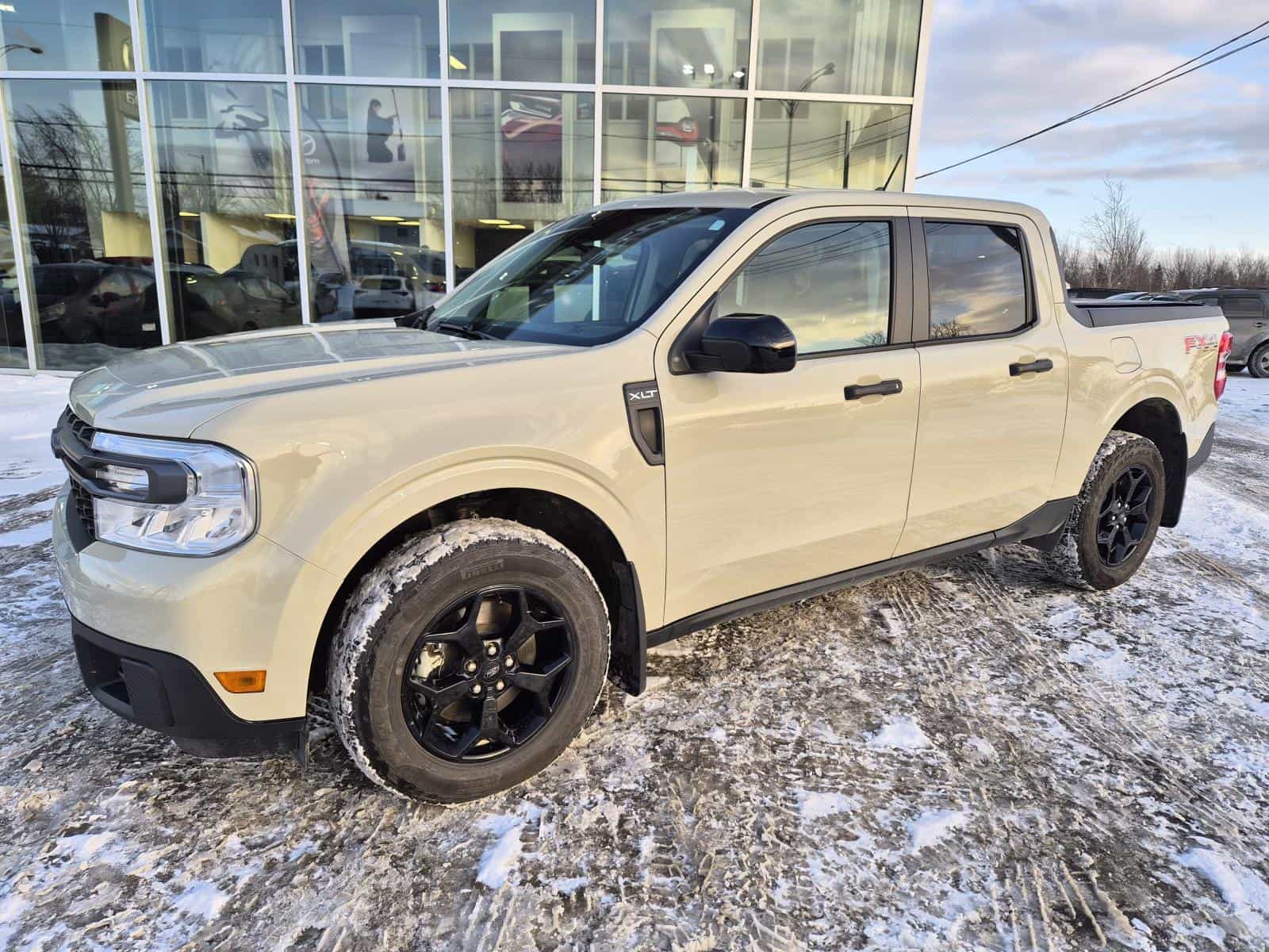 2024 Ford Maverick XLT - Image 2