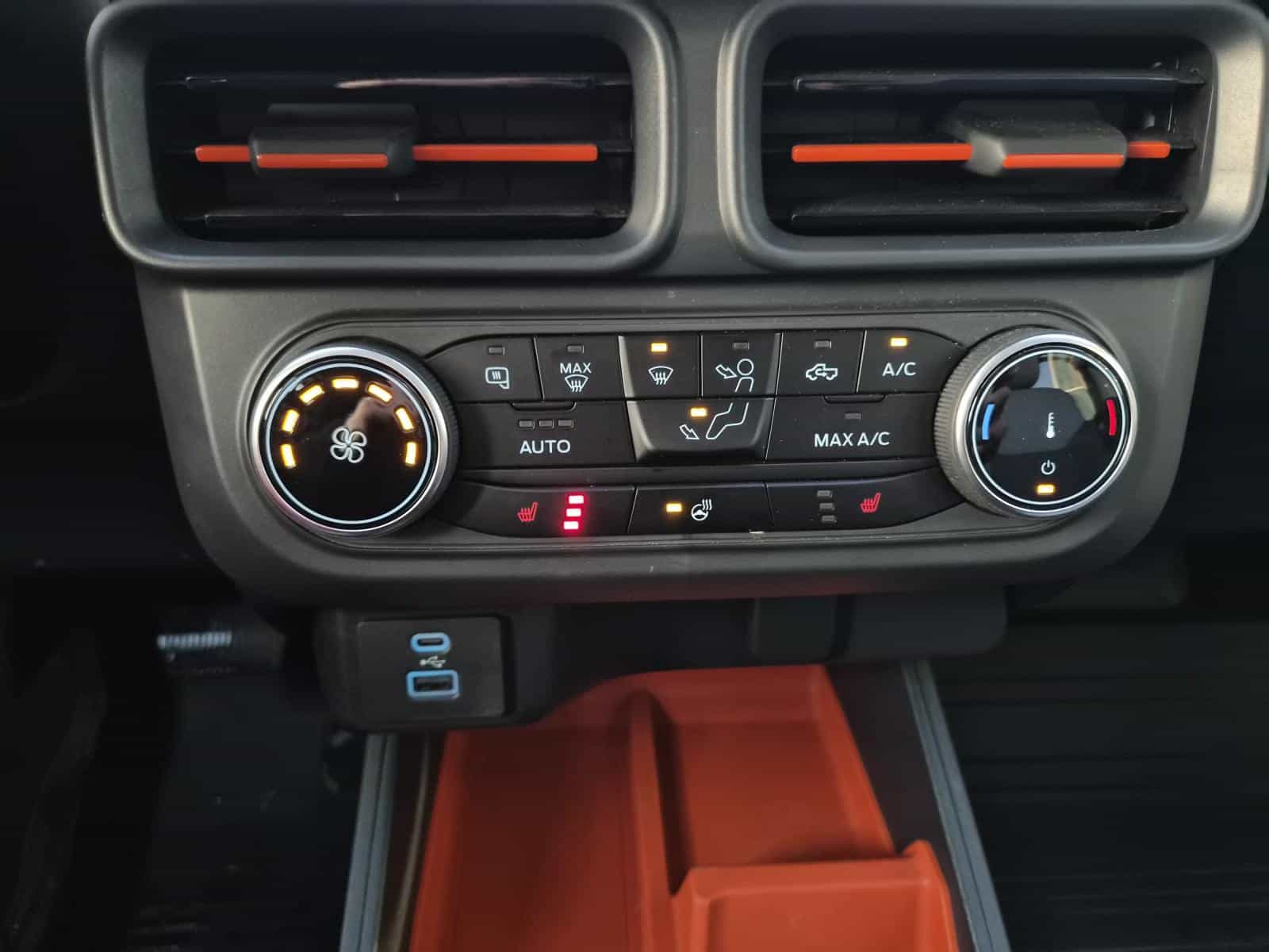 2024 Ford Maverick XLT - Image 21