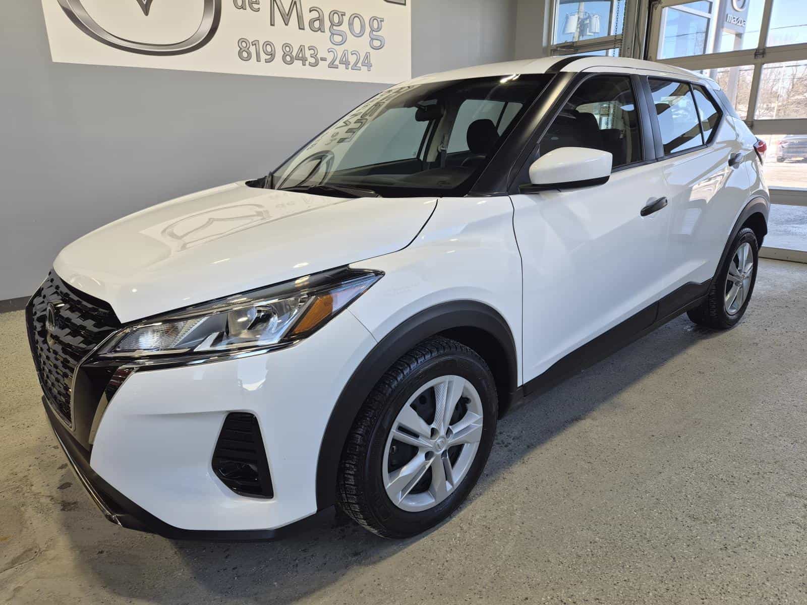 Image 2 Nissan Kicks S 2024