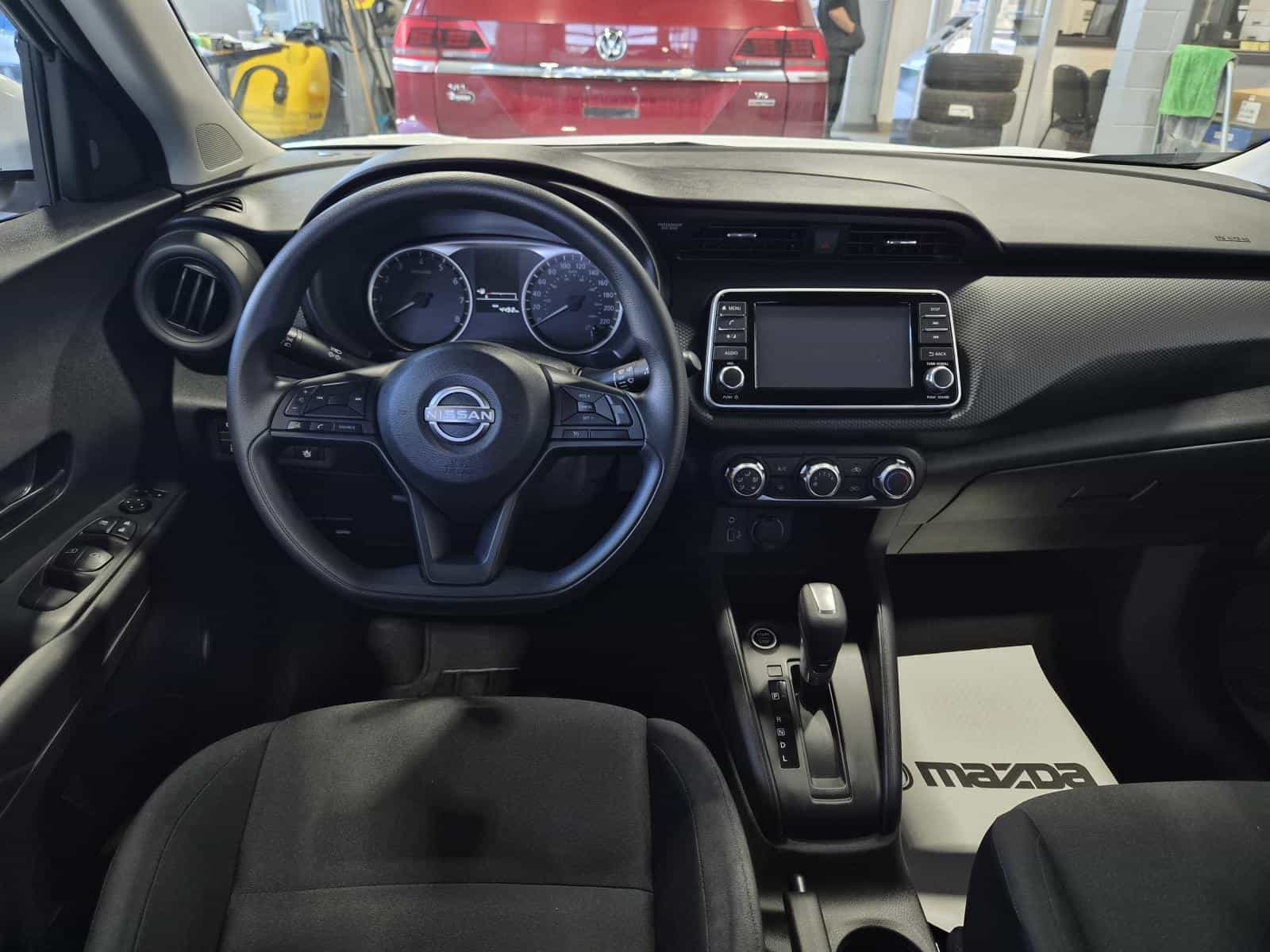 Image 11 Nissan Kicks S 2024