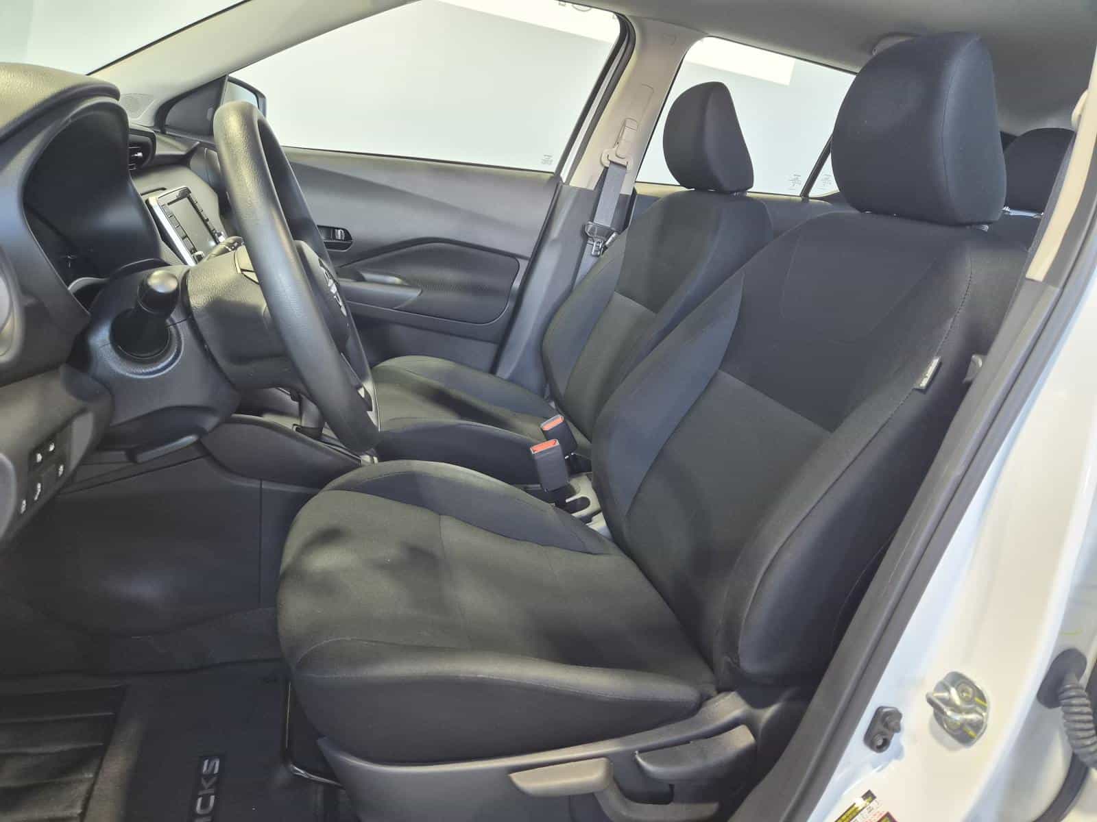 Image 12 Nissan Kicks S 2024