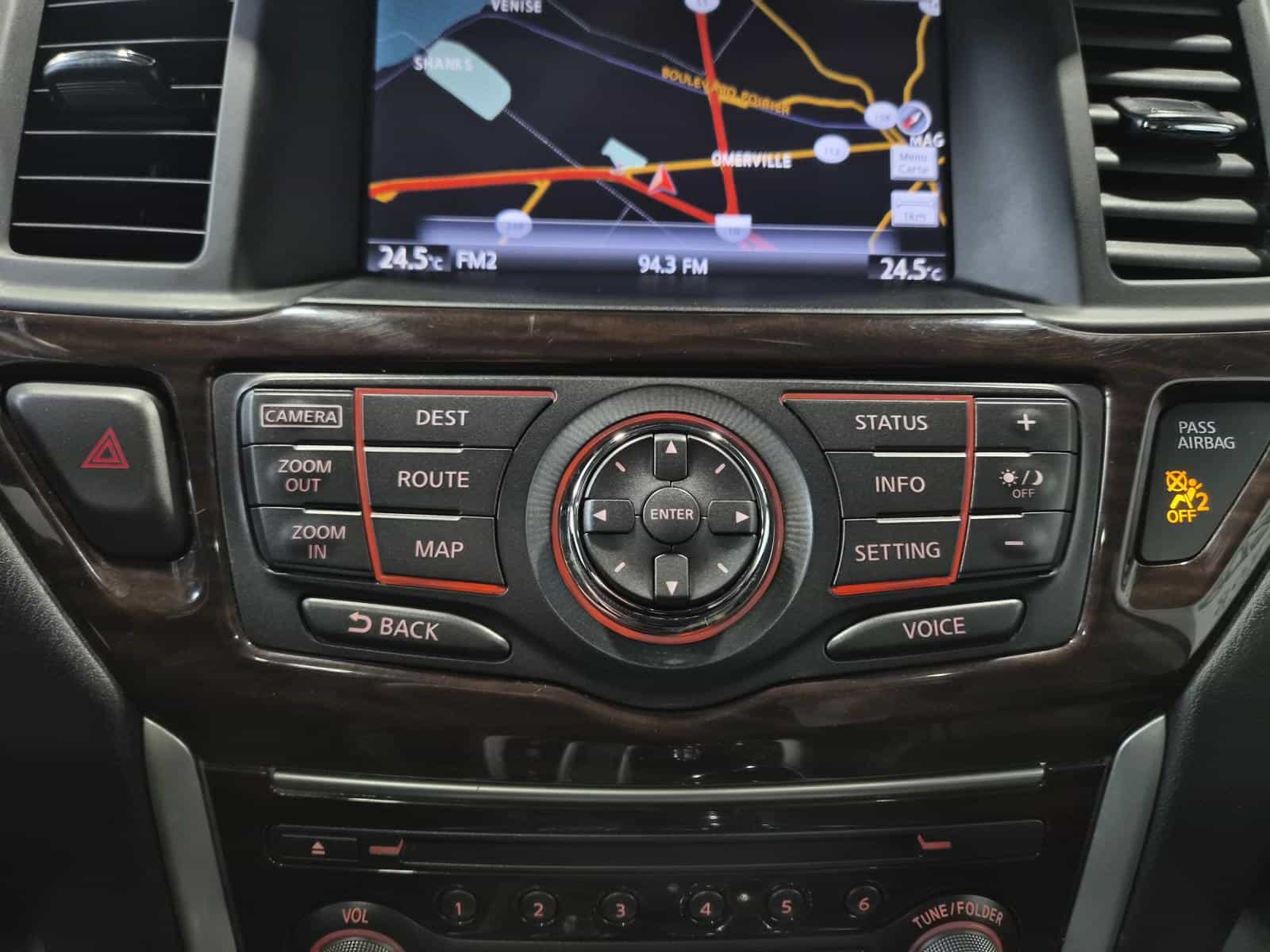 2013 Nissan Pathfinder Platinum - Image 19