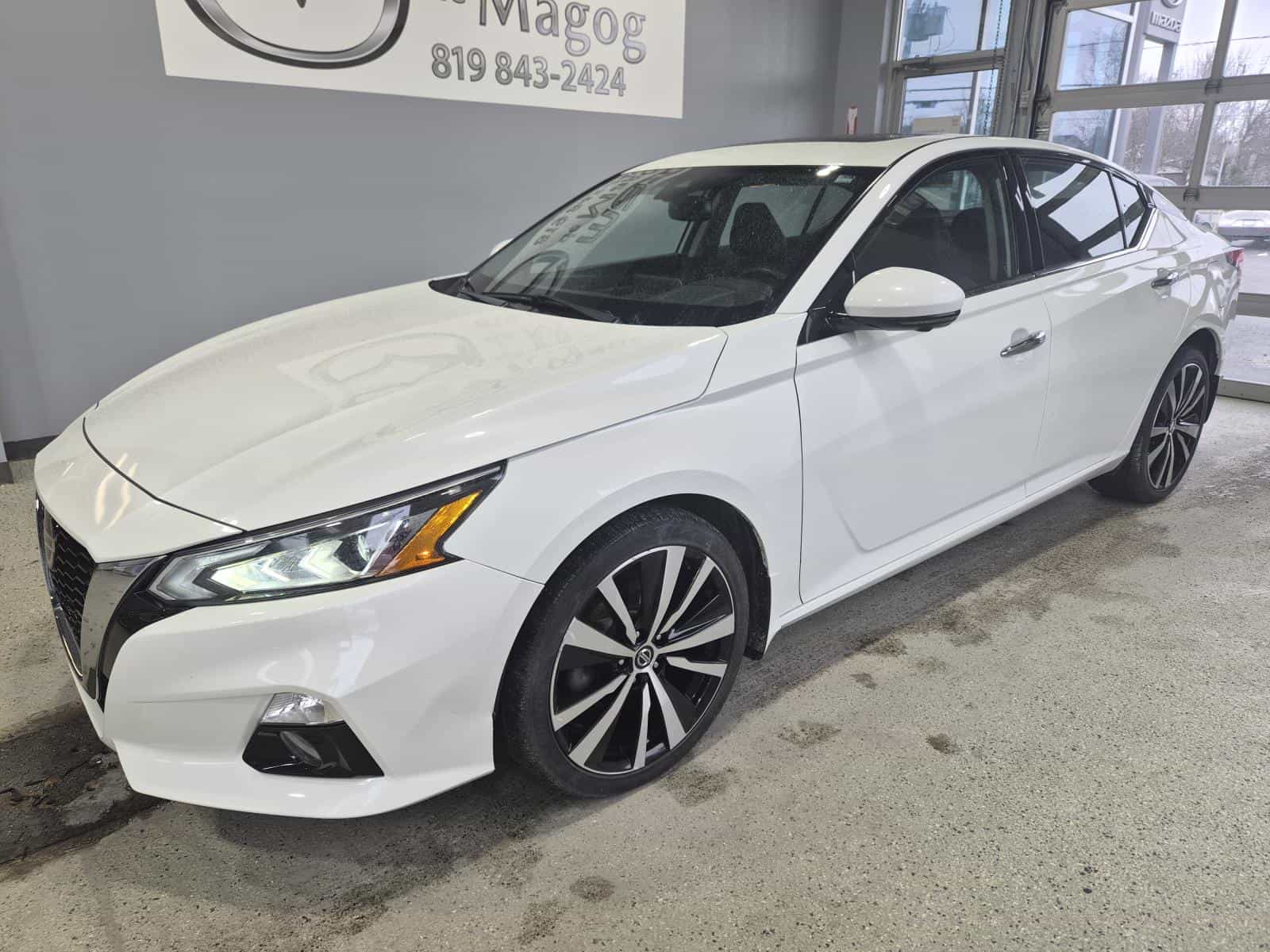 Image 2 Nissan Altima Platinum 2020