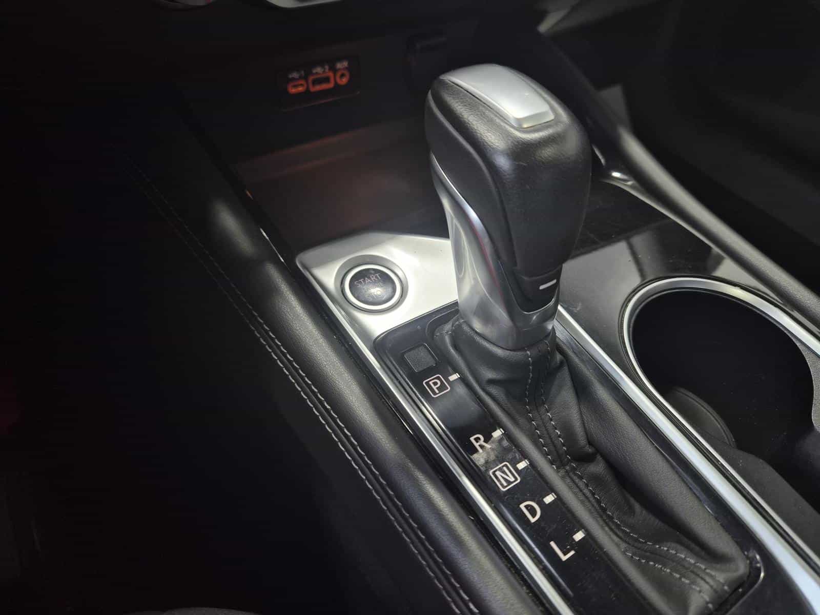 2020 Nissan Altima Platinum - Image 23