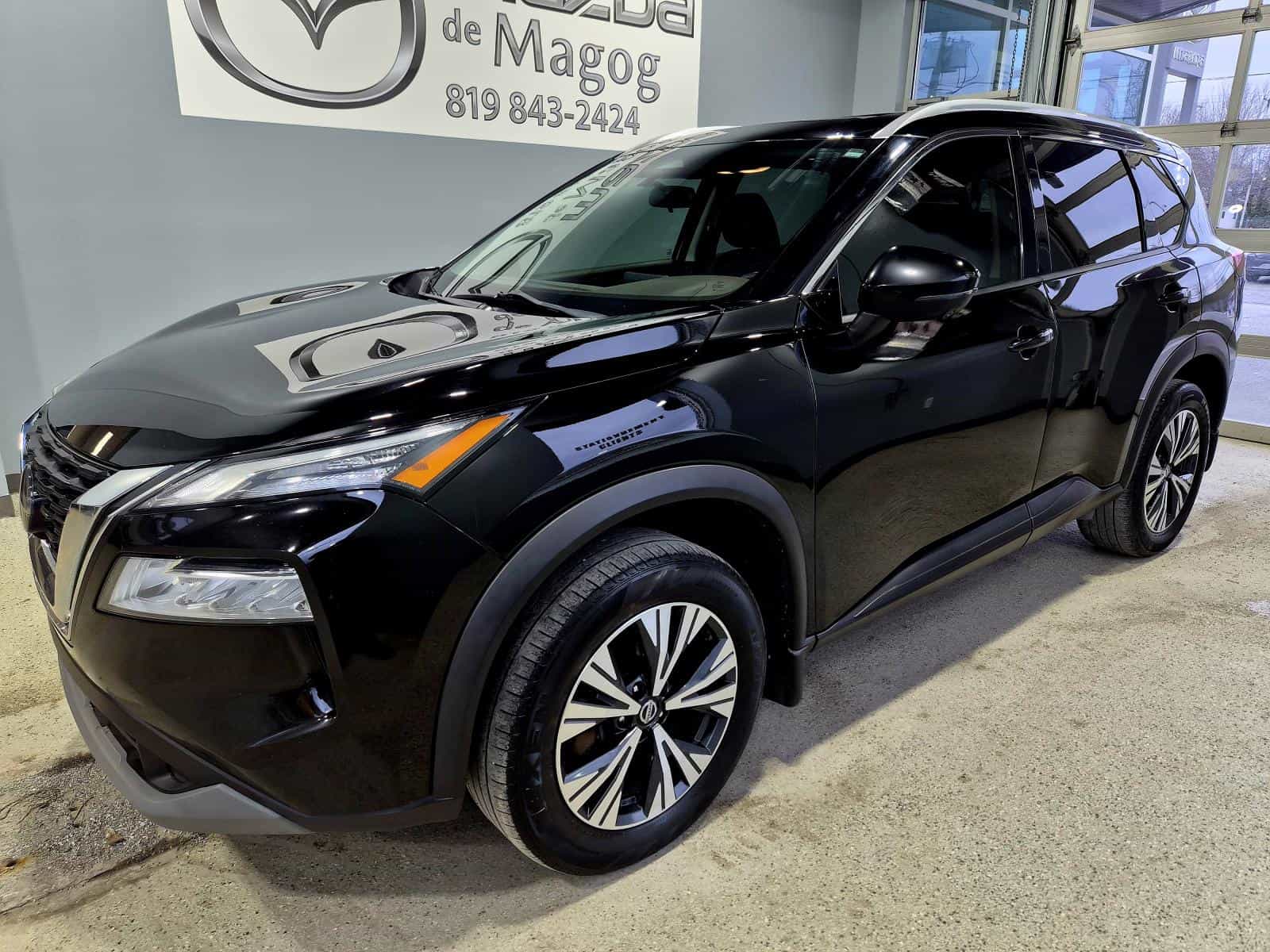 2021 Nissan Rogue SV - Image 2