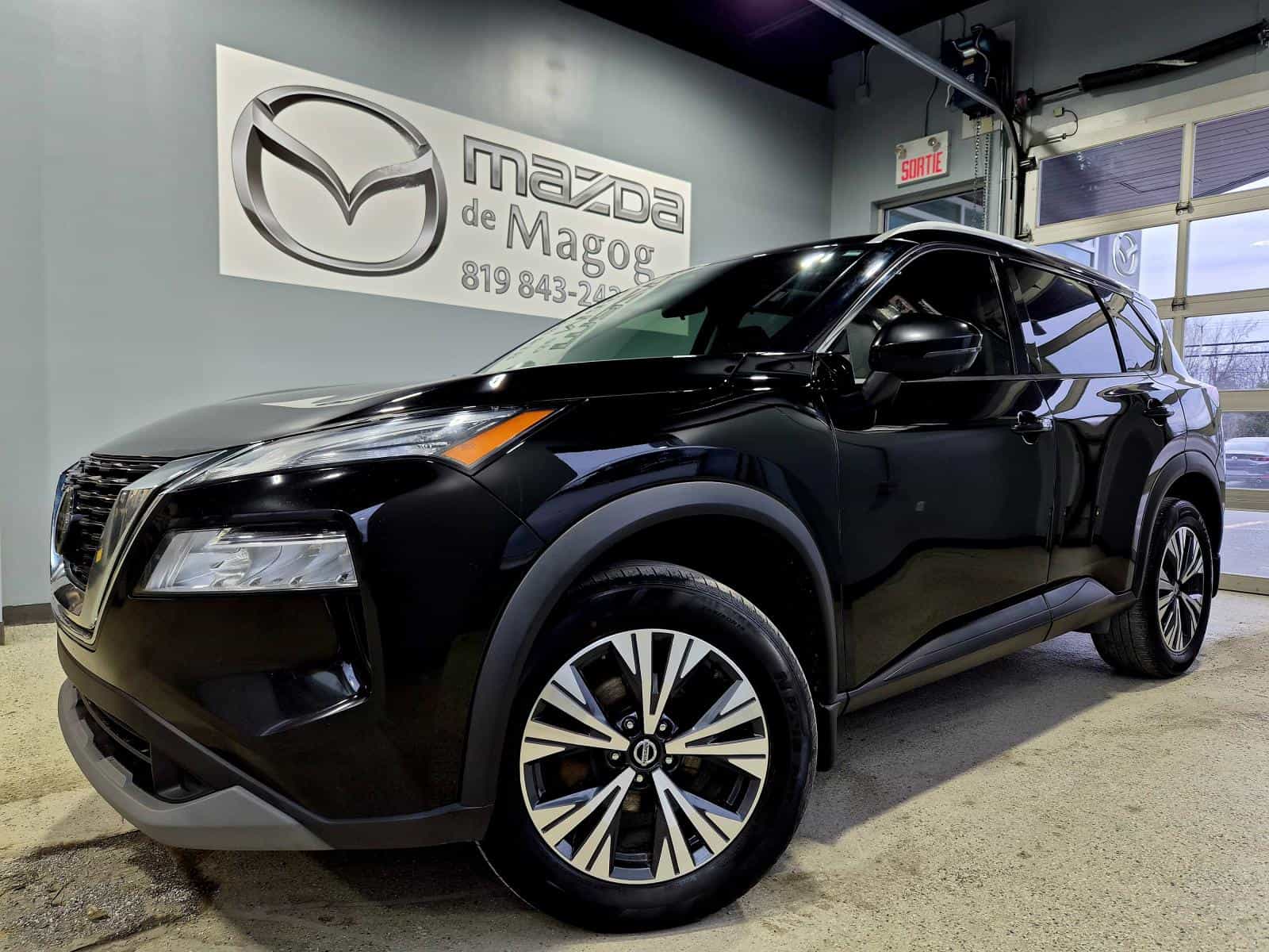 2021 Nissan Rogue SV - Image 1