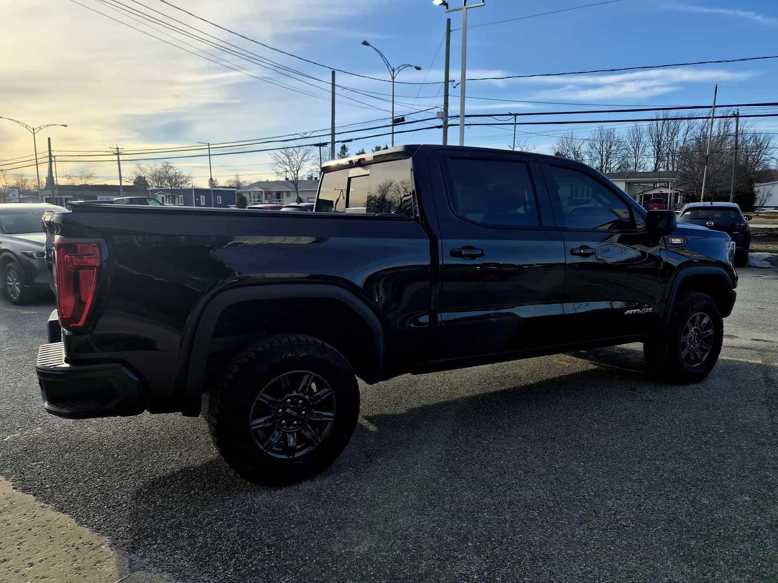 Image 5 GMC Sierra 1500 AT4X 2024