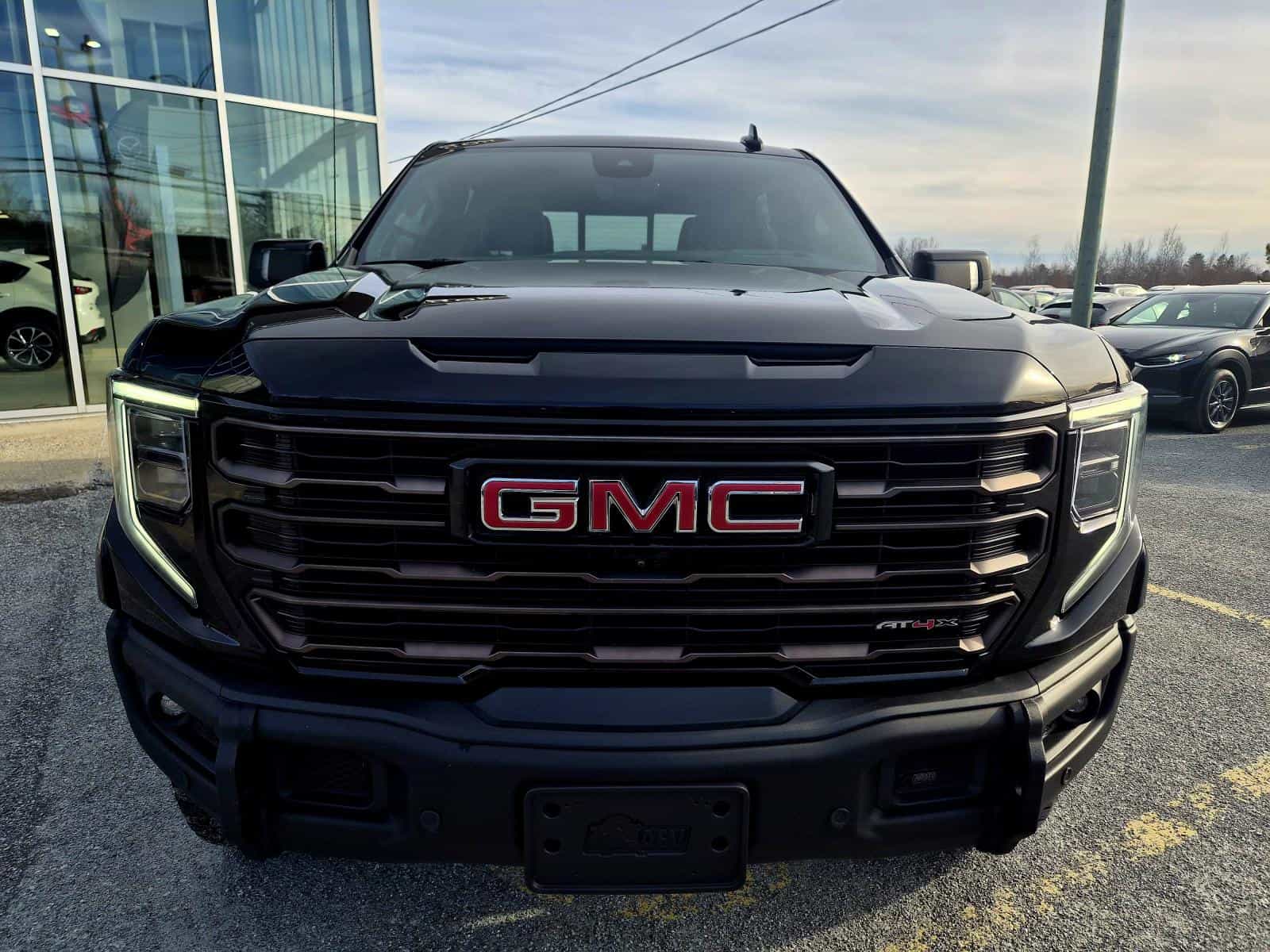 2024 GMC Sierra 1500 AT4X - Image 7