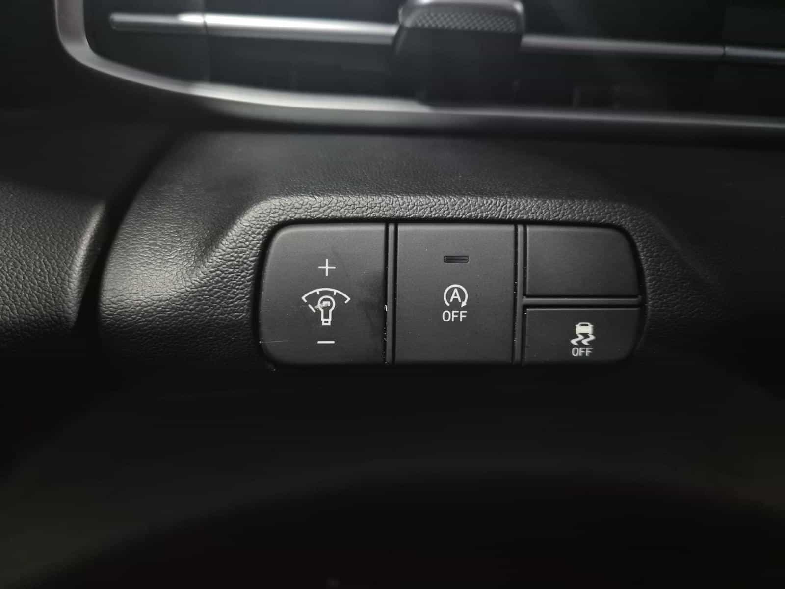 Image 15 Hyundai Elantra Essential 2024