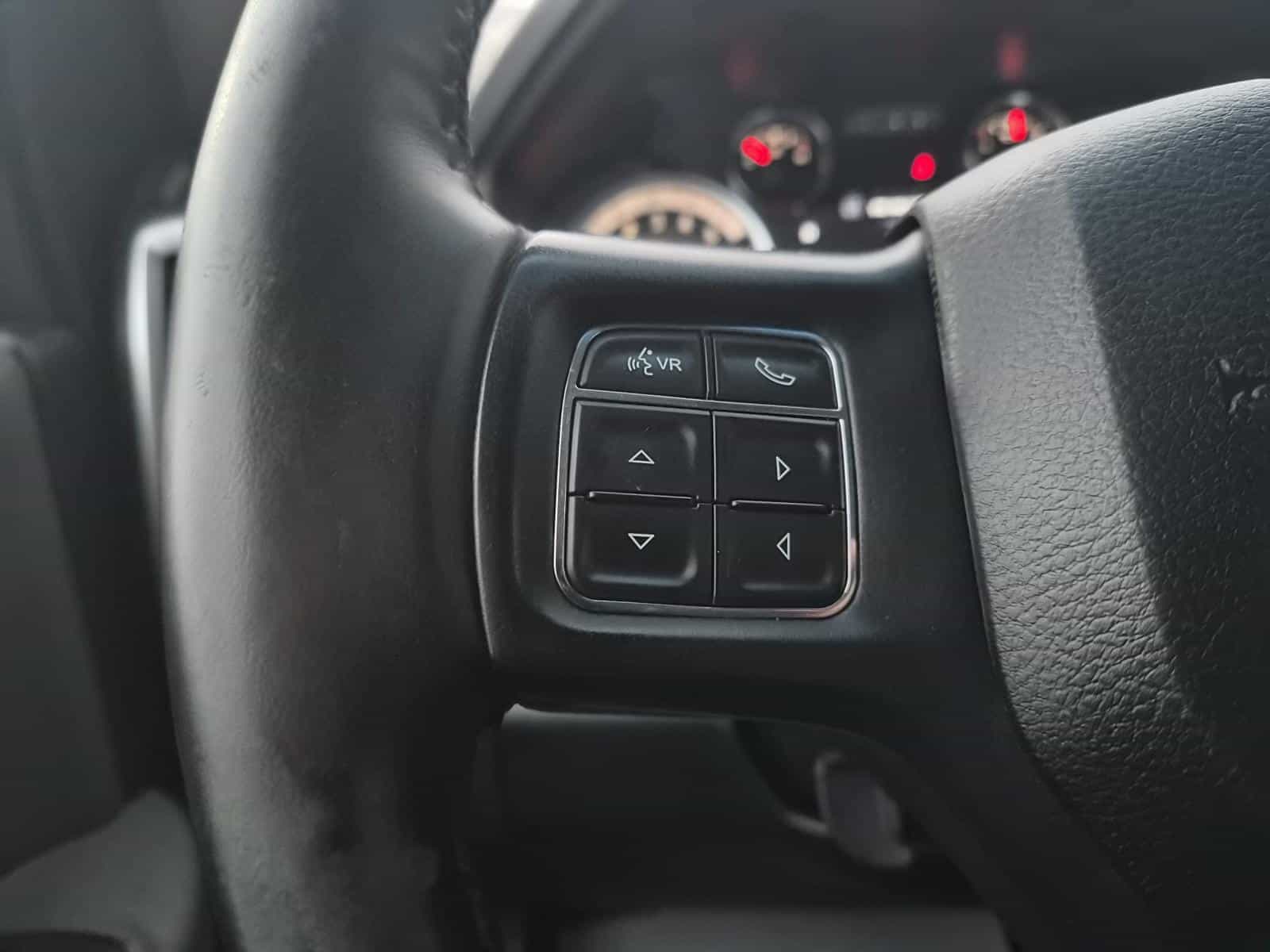 Image 16 RAM 2500 SLT 2018