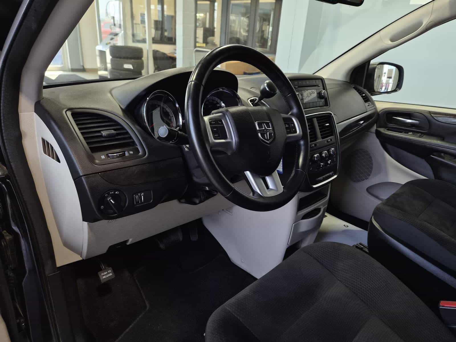 Image 9 Dodge Grand Caravan SXT 2017