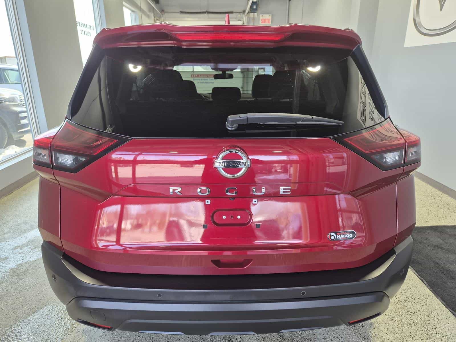 Image 4 Nissan Rogue S 2021