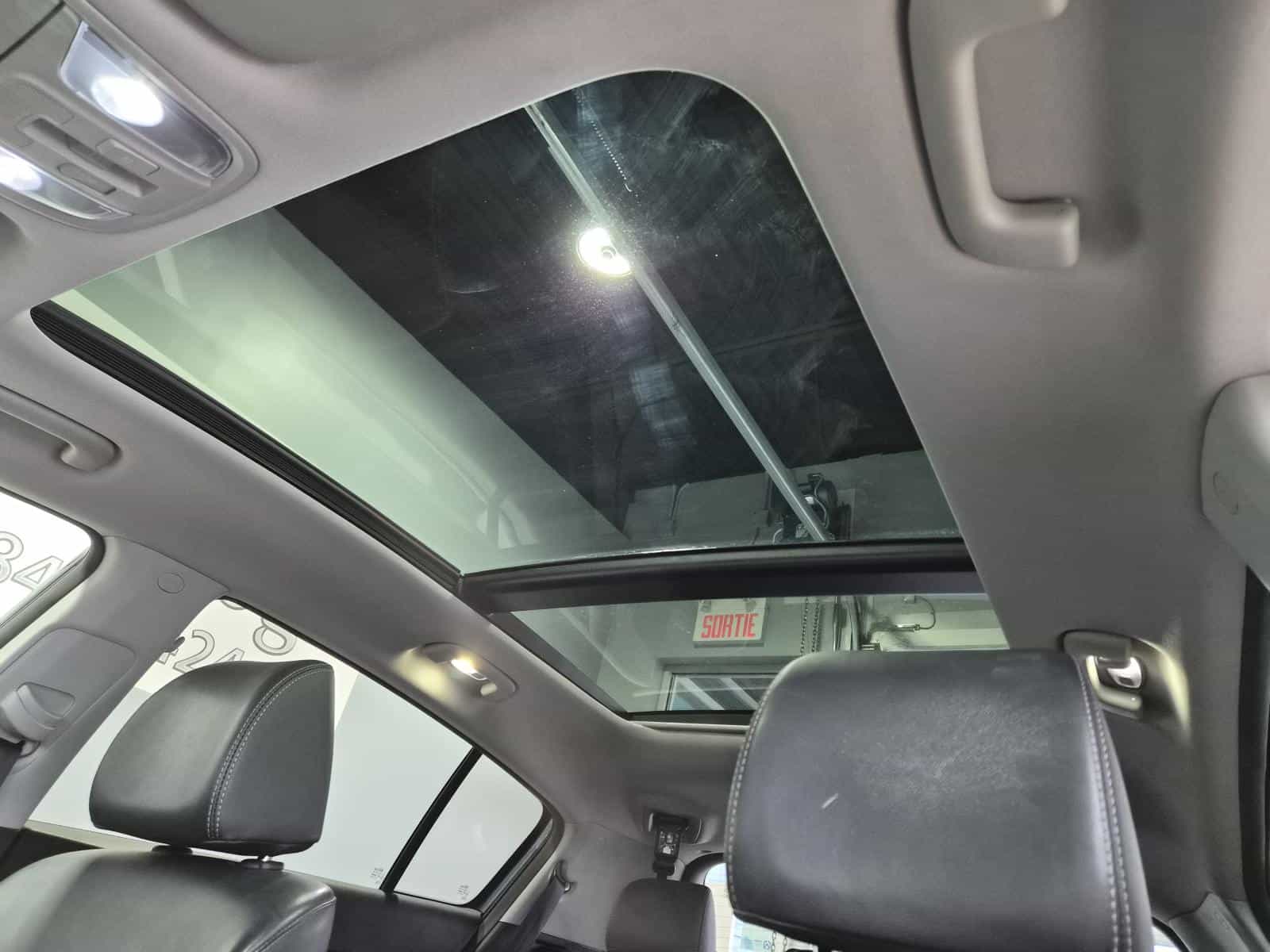 Image 14 Kia Sportage EX 2019