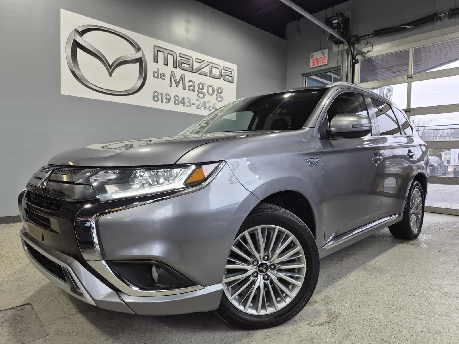 Image 1 Mitsubishi Outlander PHEV 2019
