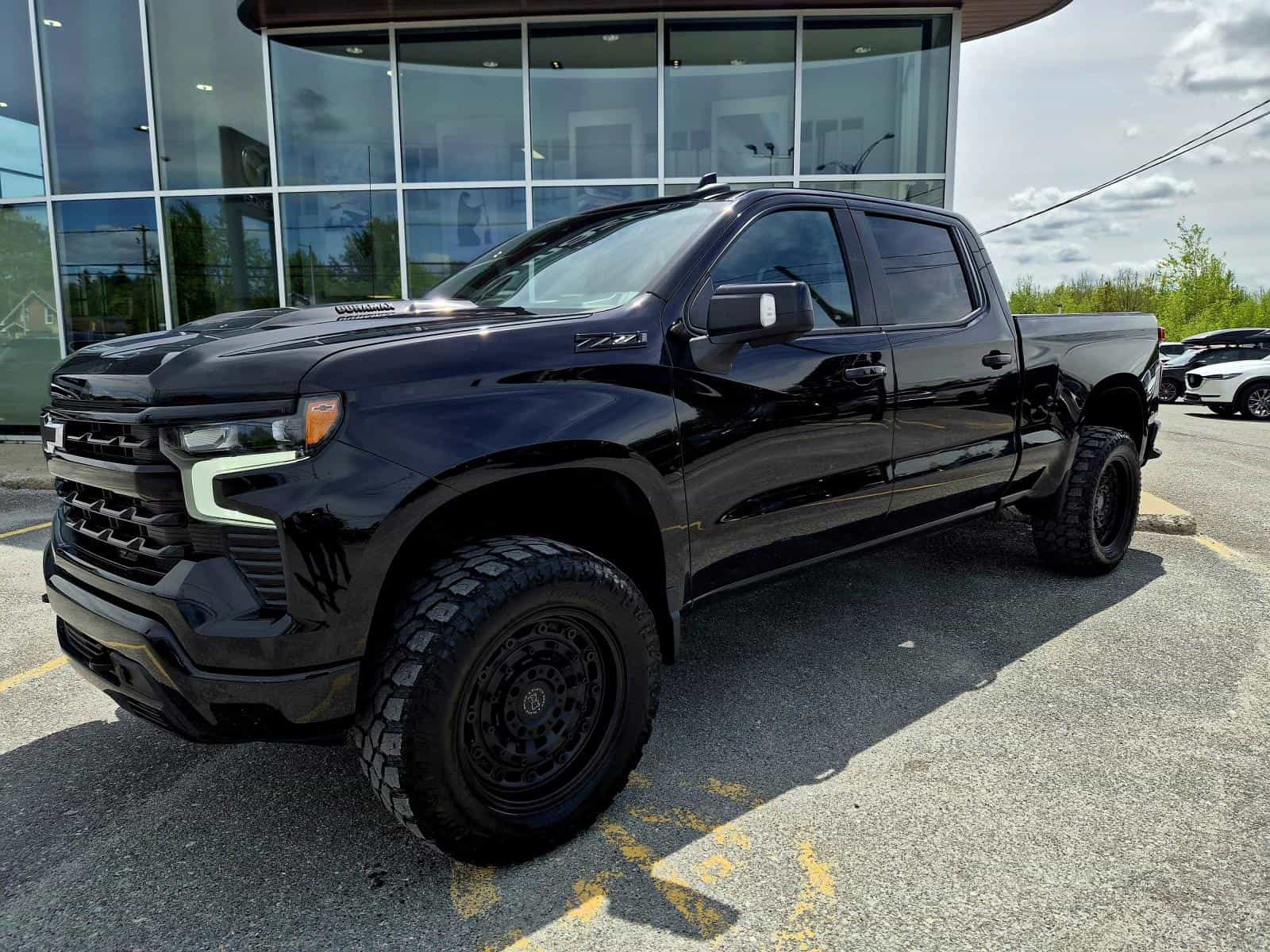 2022 Chevrolet Silverado 1500 LT Trail Boss - Image 1