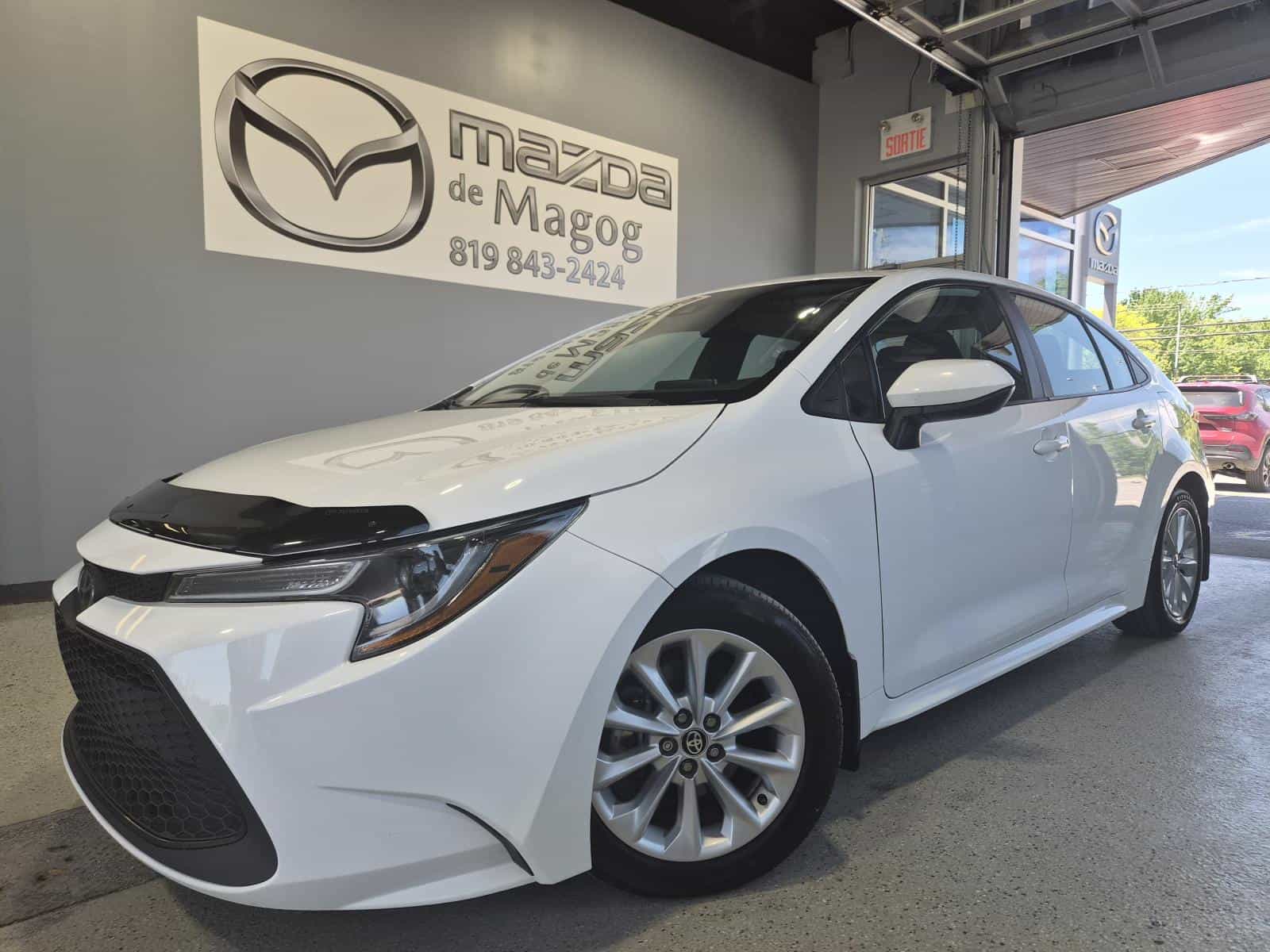 2020 Toyota Corolla LE - Image 1