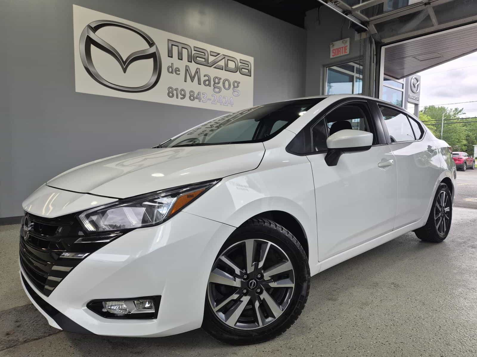 2023 Nissan Versa SV - Image 1