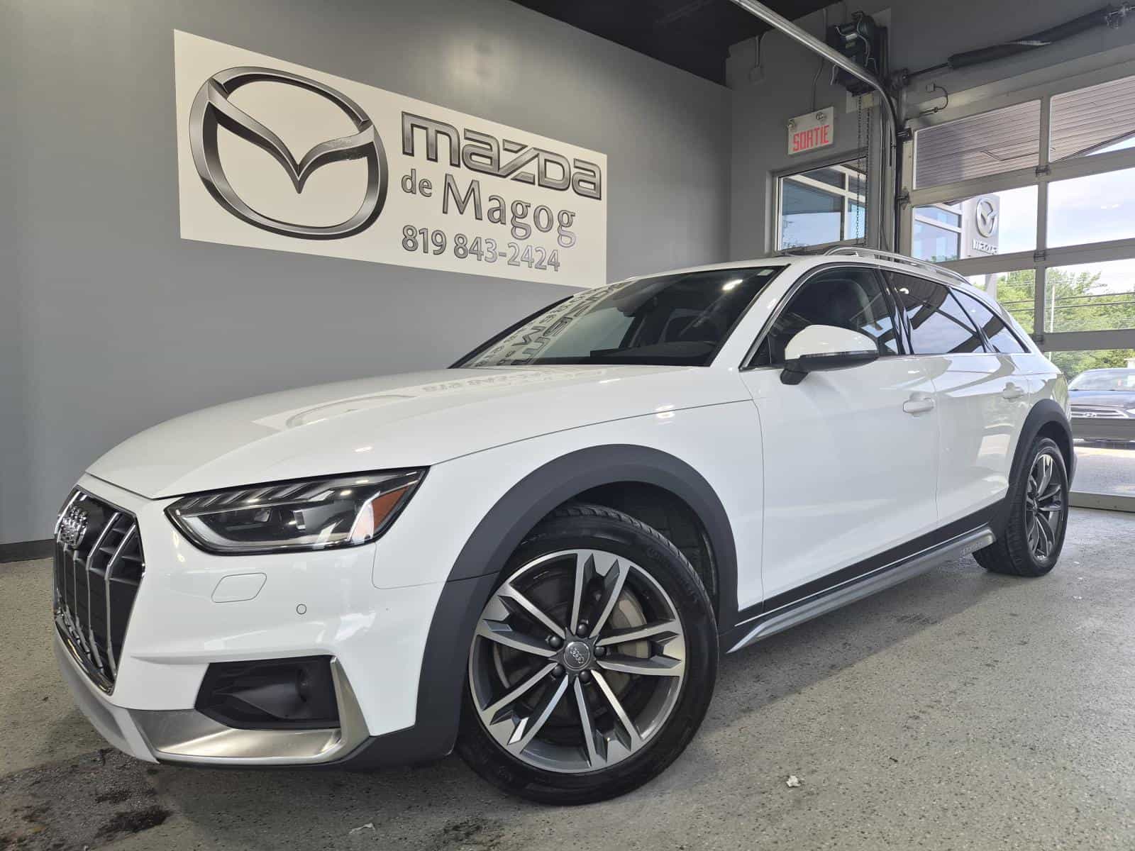 2020 Audi A4 Komfort - Image 1