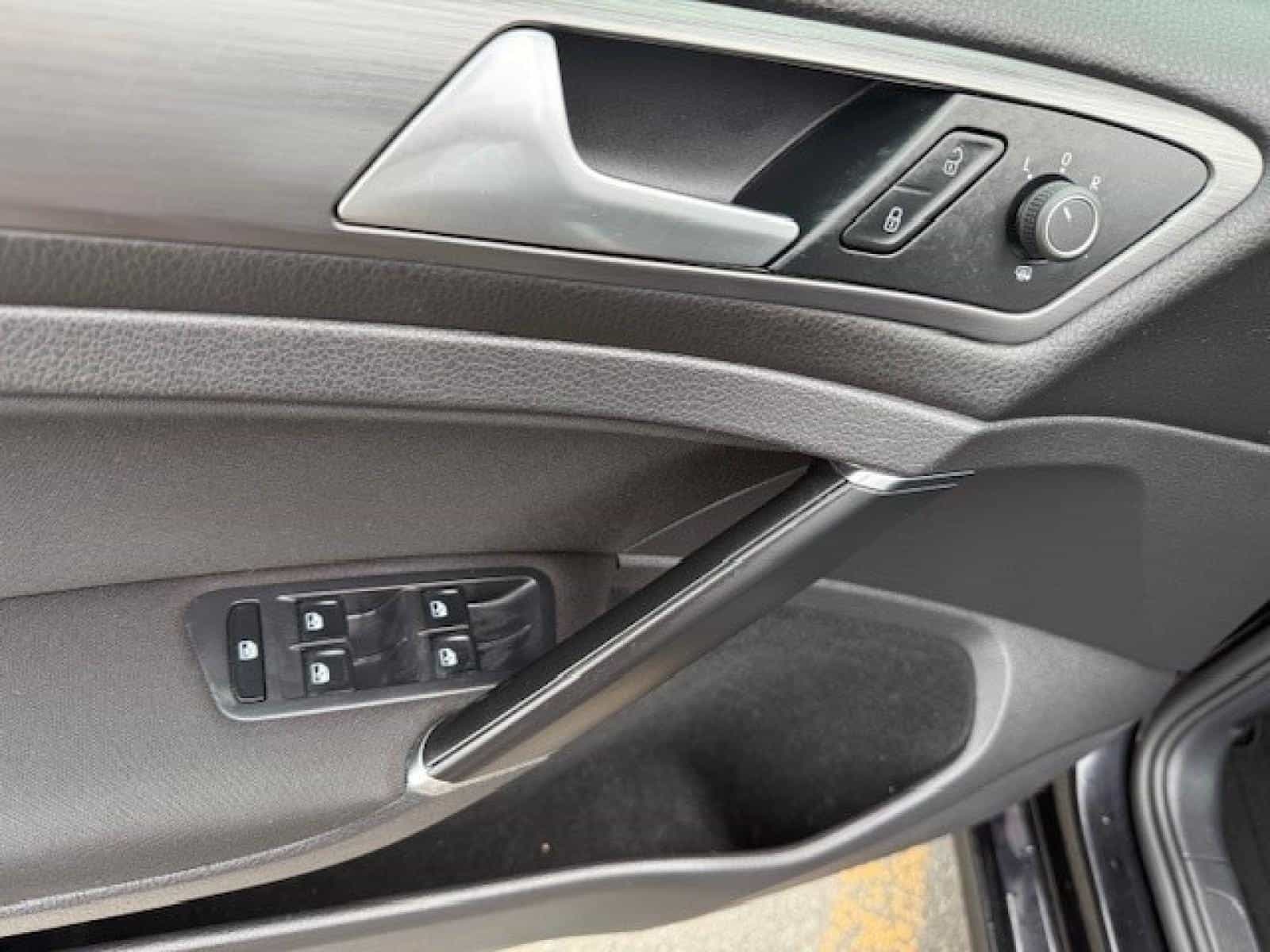 2020 Volkswagen Golf Comfortline - Image 12