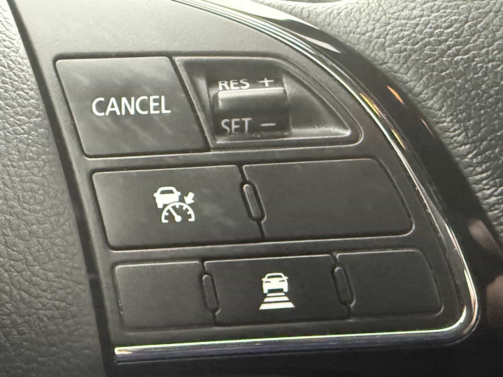 Image 16 Mitsubishi Eclipse Cross SEL 2022