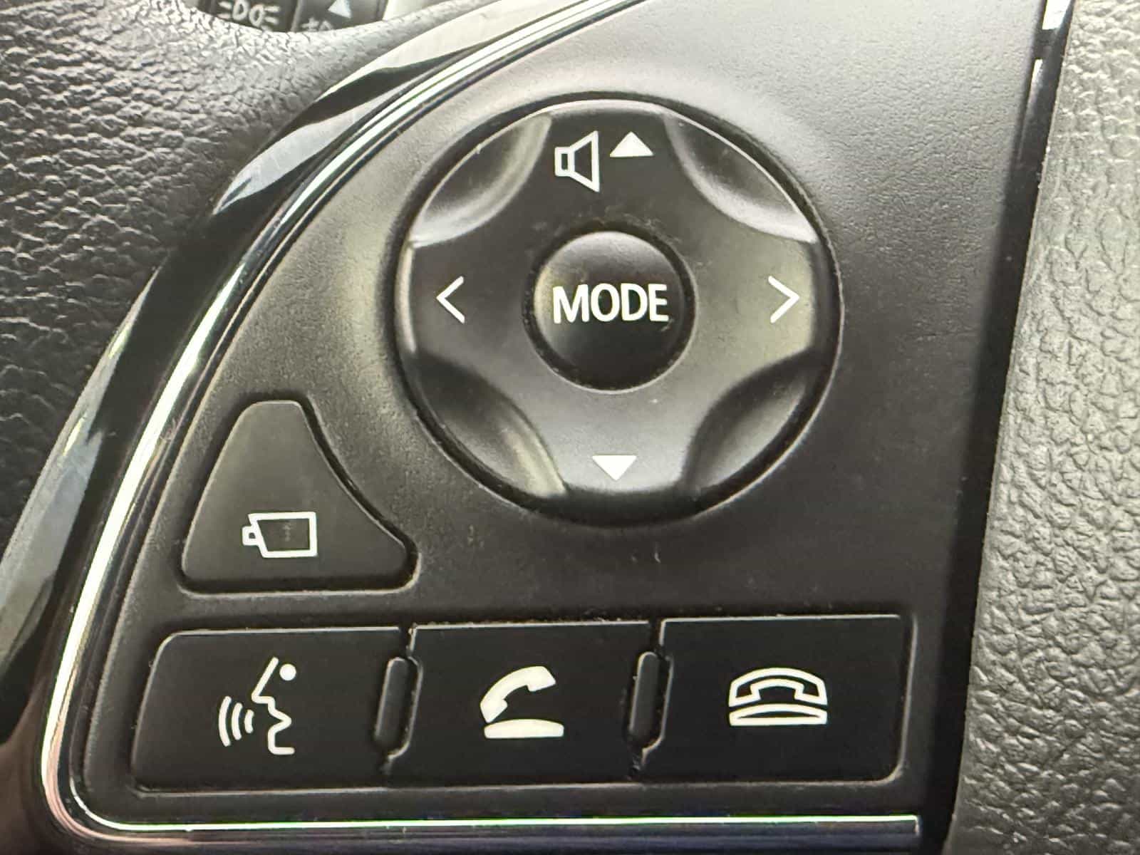 Image 15 Mitsubishi Eclipse Cross SEL 2022