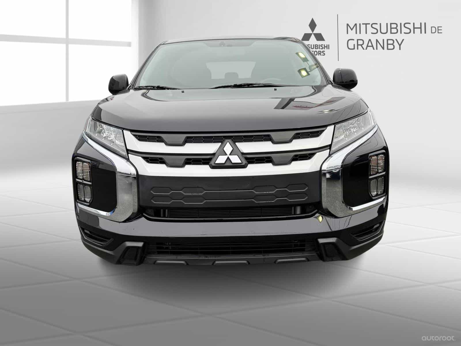 2022 Mitsubishi RVR ES - Image 3