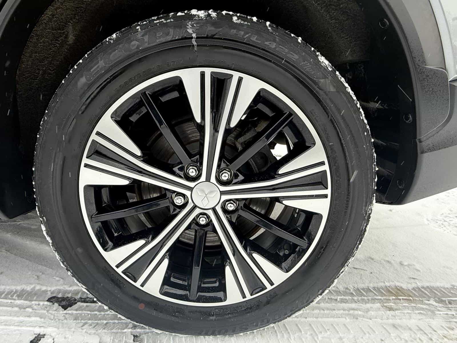 2022 Mitsubishi Eclipse Cross ES - Image 10