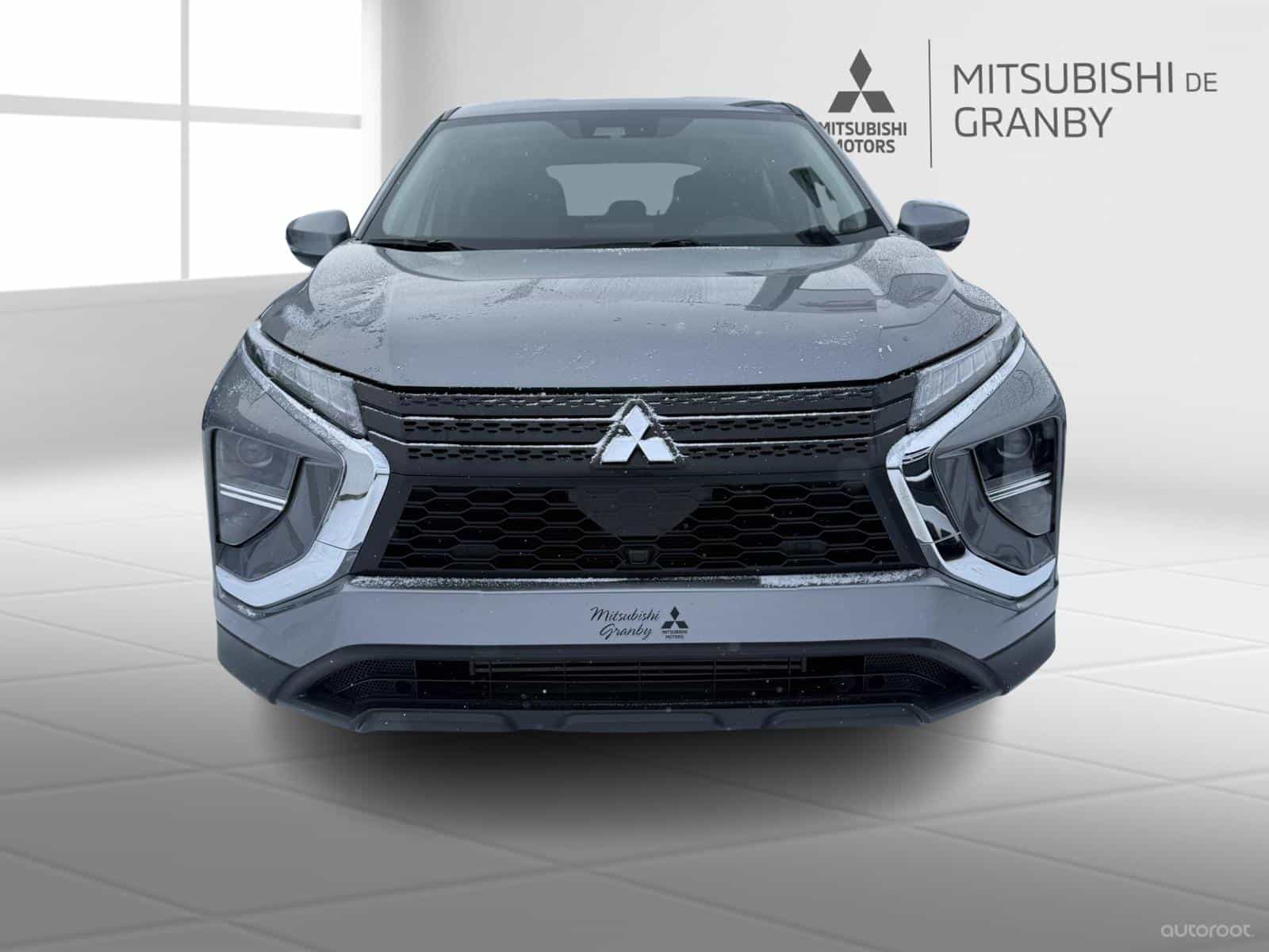 2022 Mitsubishi Eclipse Cross ES - Image 3