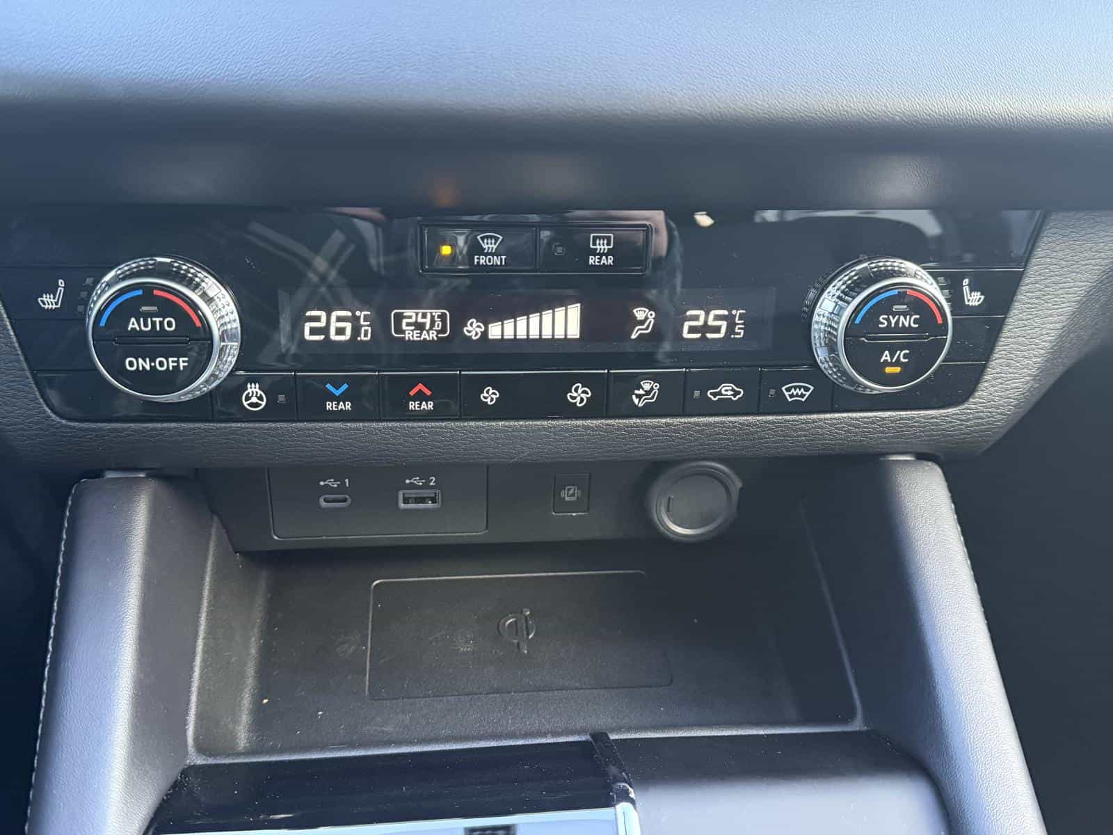 Image 18 Mitsubishi Outlander PHEV Outlander Phev Se S-Awc 2025