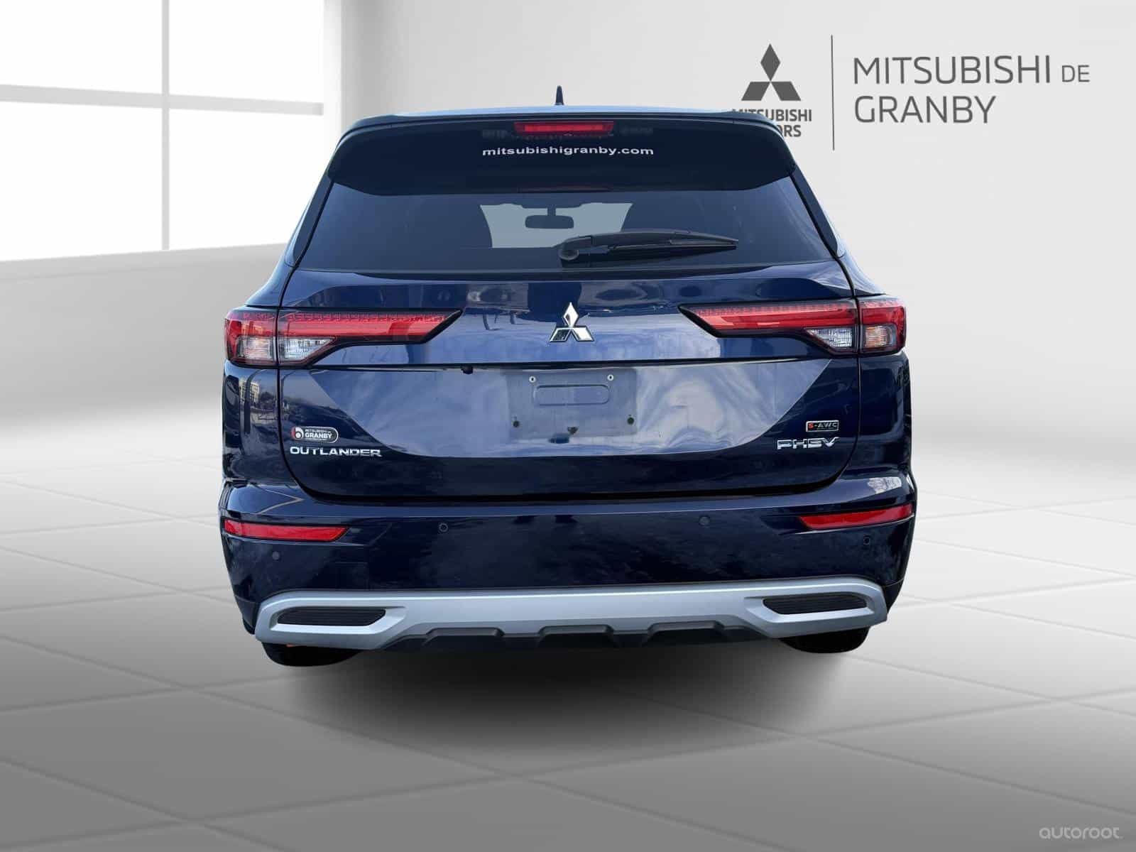 2025 Mitsubishi Outlander PHEV Outlander Phev Se S-Awc - Image 6