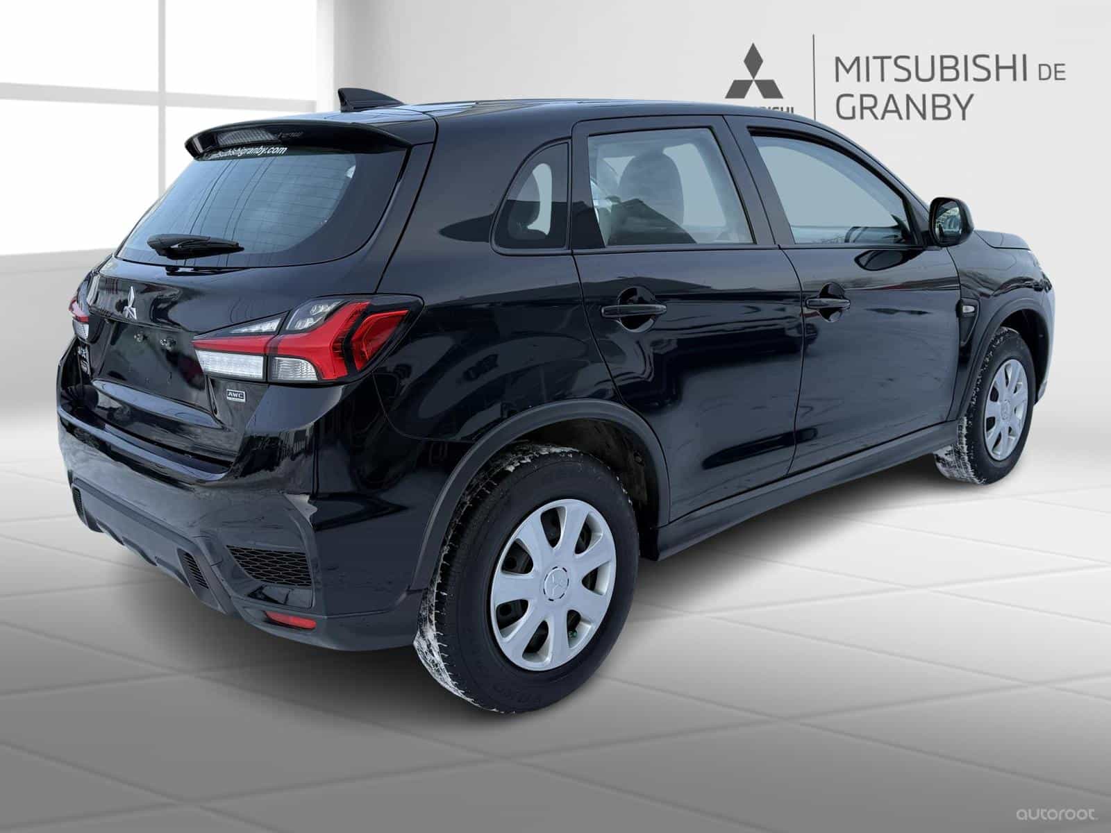 Image 5 Mitsubishi RVR ES 2021