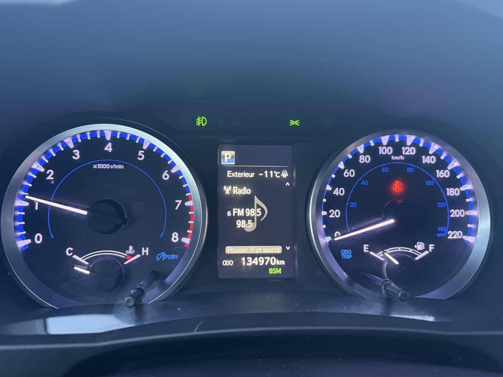 2019 Toyota Highlander LE - Image 22