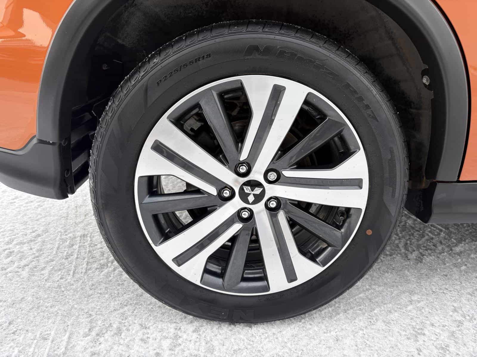 2022 Mitsubishi RVR SEL - Image 23