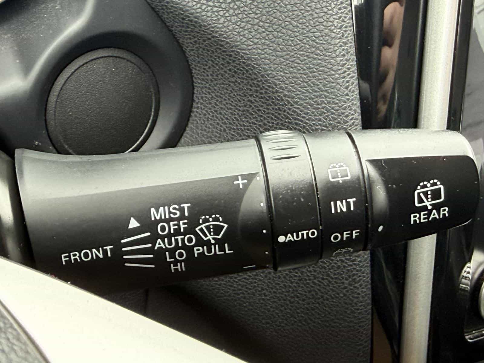 Image 16 Mitsubishi RVR ES 2023