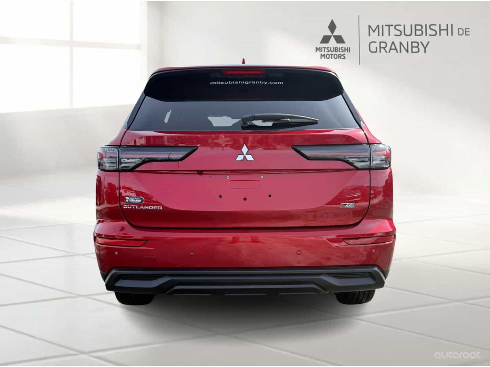 Image 7 Mitsubishi Outlander ES 2025