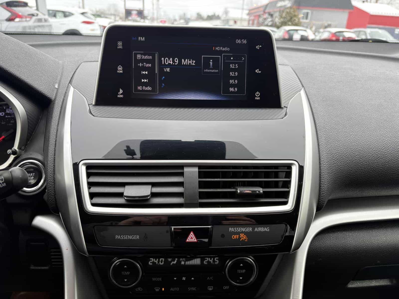 Image 12 Mitsubishi Eclipse Cross SE Tech 2018