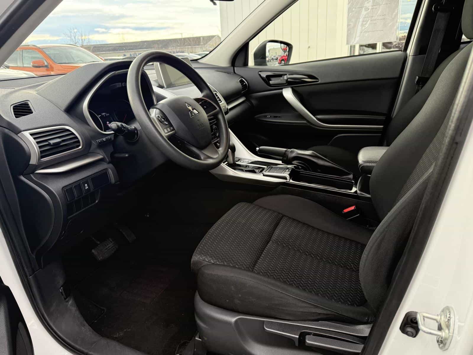 Image 11 Mitsubishi Eclipse Cross ES 2020