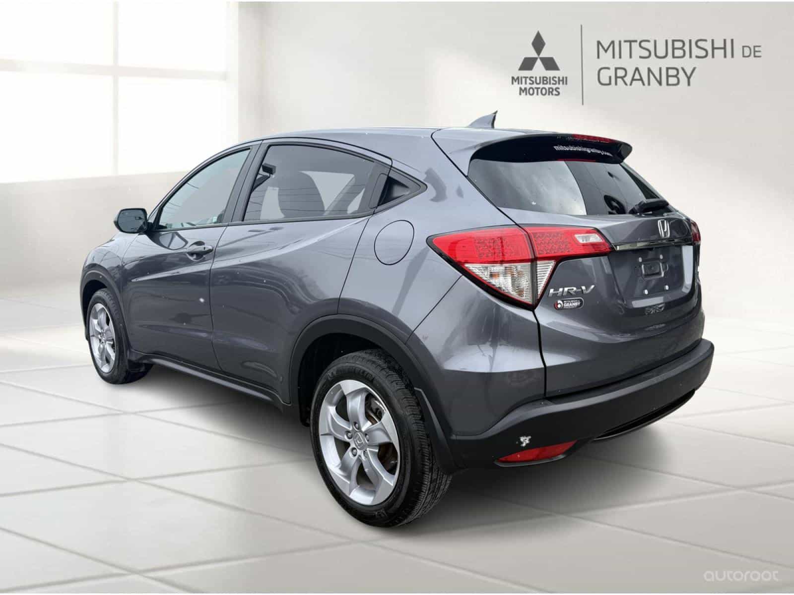 2021 Honda HR-V LX - Image 14