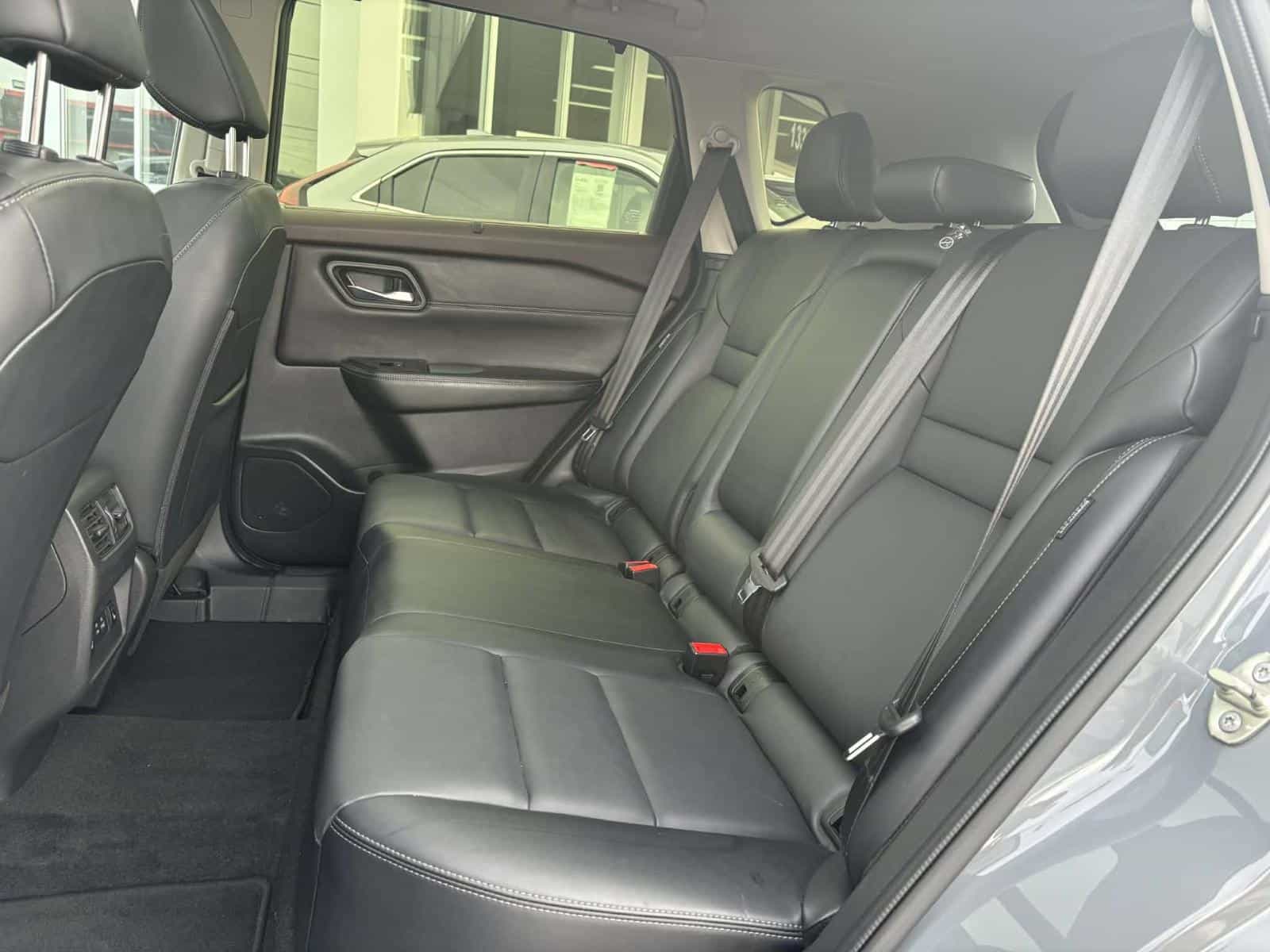 Image 22 Nissan Rogue SV Midnight 2023