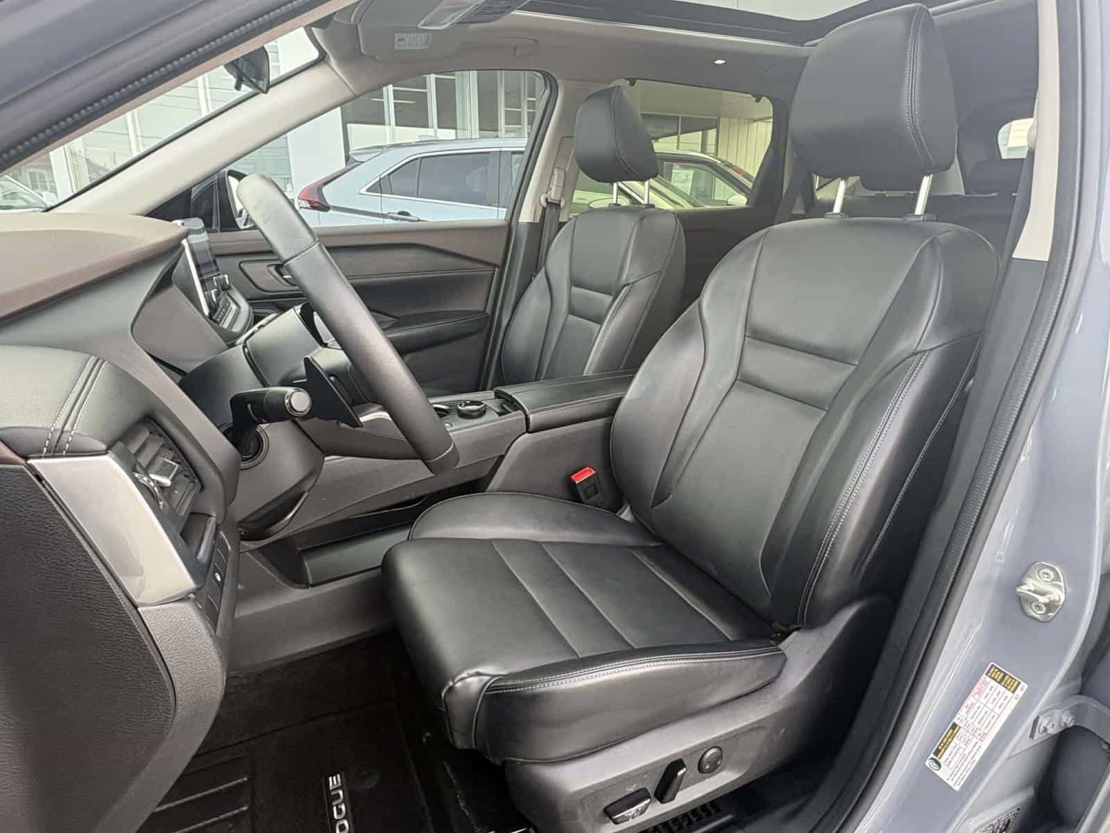 Image 19 Nissan Rogue SV Midnight 2023